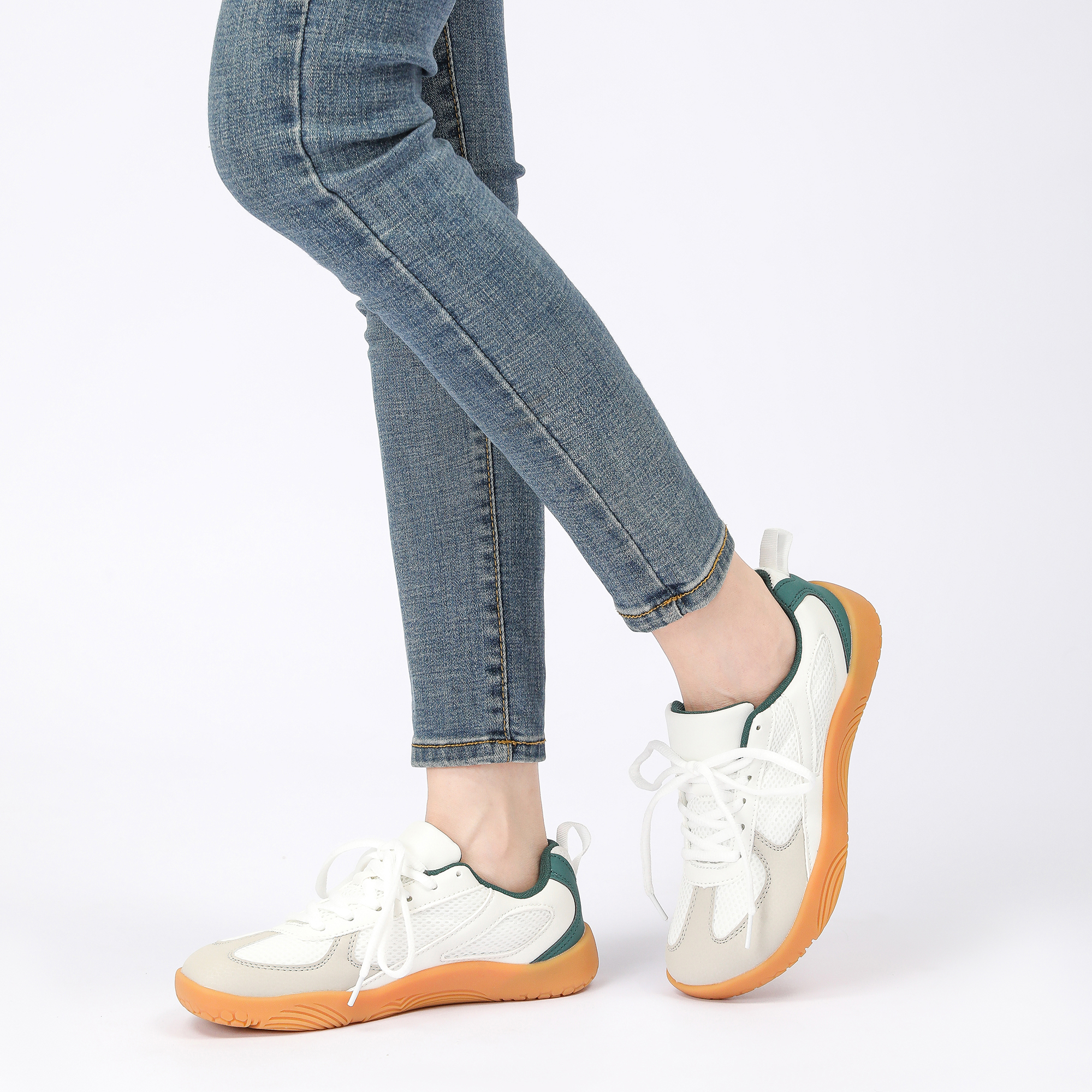 thumbnail video image 2 of Northblanc Barefoot Shoes Women Wide Toe Box Zero Drop Casual Sneakers Breathable Comfortable Walking Shoes for Travel, 2 of 10