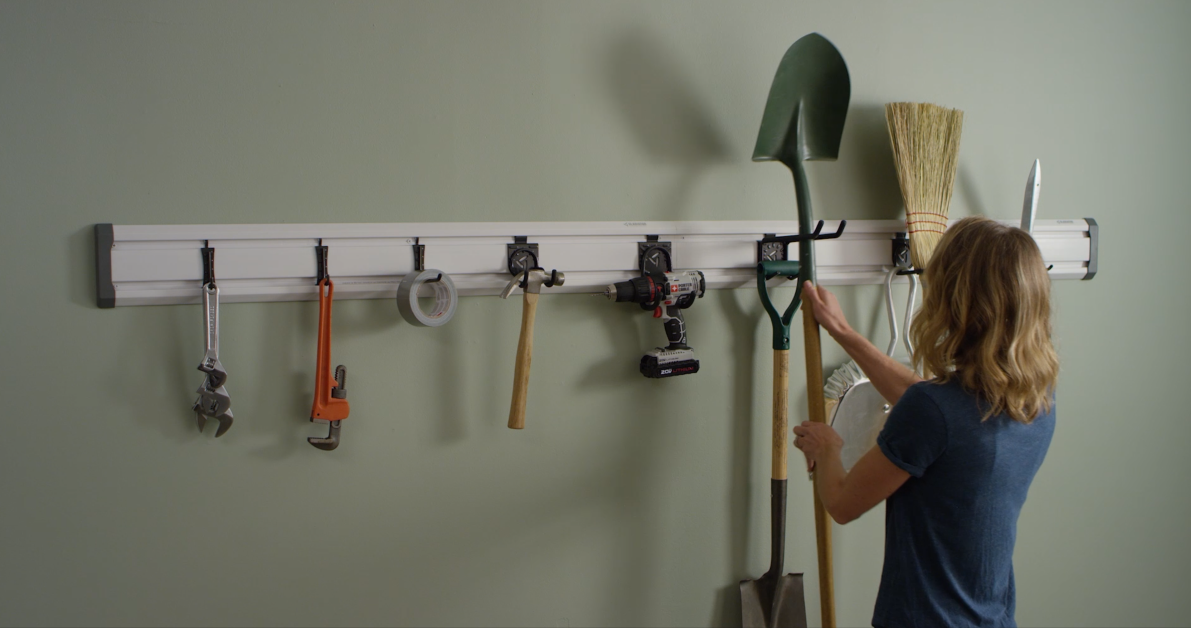 thumbnail video image 3 of Gladiator GearTrack® Pack, GAGPUB2PPY, 3 of 12