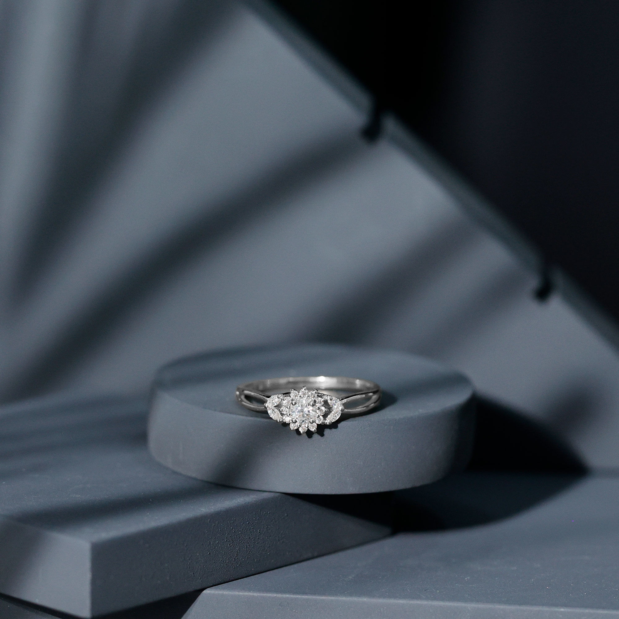 thumbnail video image 2 of Rosec Jewels Lab Created Diamond Flower Ring Engagement - Ef-Vs Quality Certified Diamond Cluster Ring - with Jewelry Box, 14K White Gold, US 5.50, 2 of 8