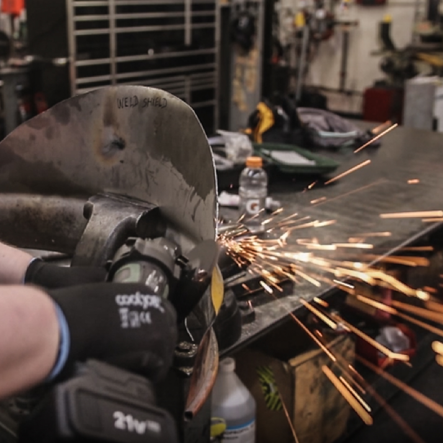 thumbnail video image 2 of 21V Cordless Angle Grinder, 7500RPM Brushless Motor,with 2PCS 4.0Ah Batteries & Fast Charger， Flap Disc for Cutting, Polishing, 2 of 11