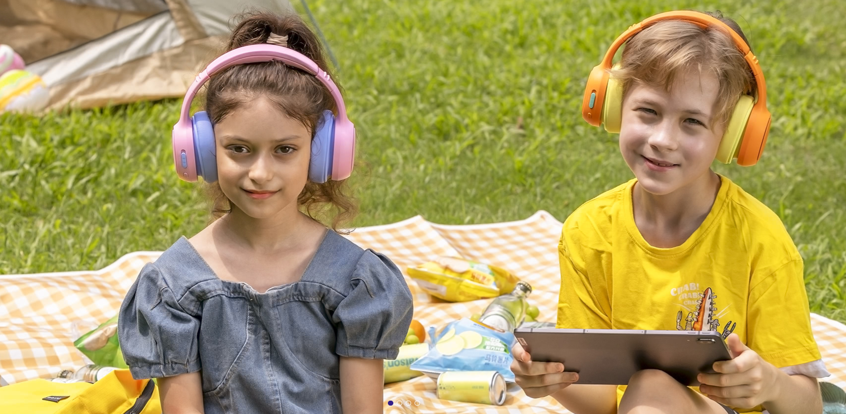 thumbnail video image 2 of Active Noise Cancellation Kids wireless Headphones Tronsmart KH03 - Wireless, Safe Volume, 70H Playtime, LED Light, 2 of 9