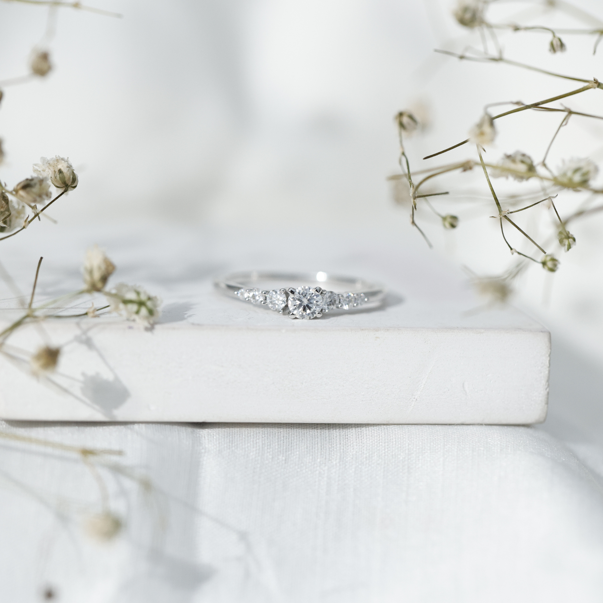 thumbnail video image 2 of Rosec Jewels - Sterling Silver Promise Ring for Her - Graduated Style Diamond Moissanite Ring (D-VS1 Quality) - Ready to Gift, US 8.00, 2 of 9