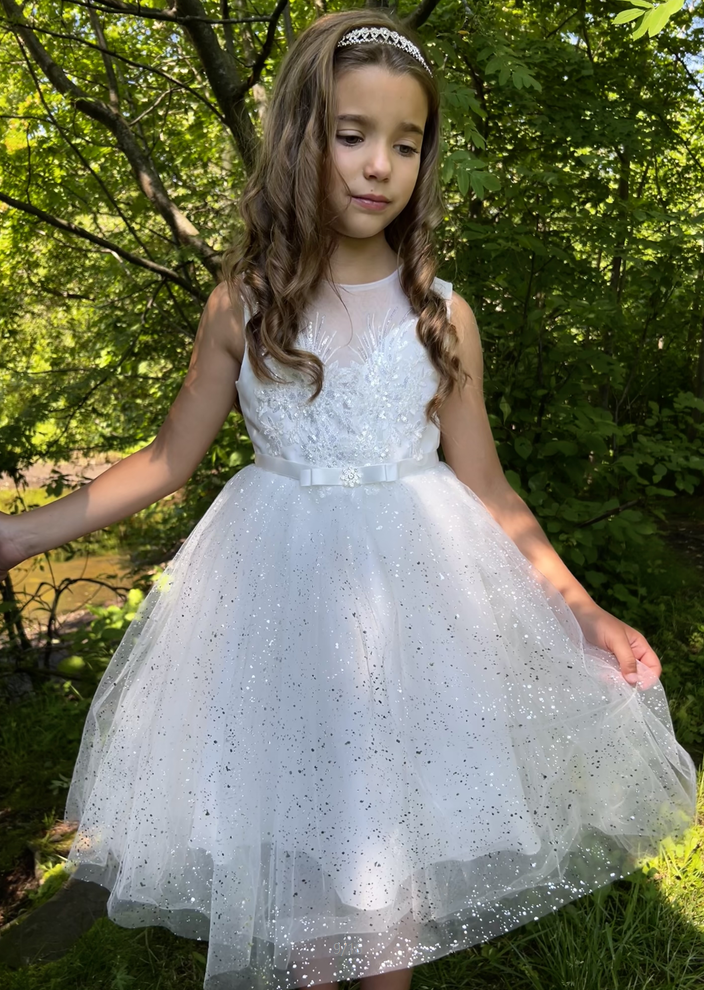 thumbnail video image 2 of Flower Girls Dress White Rhinestone Mesh Tulle Wedding Bridesmaid Party 6 Years, 2 of 9