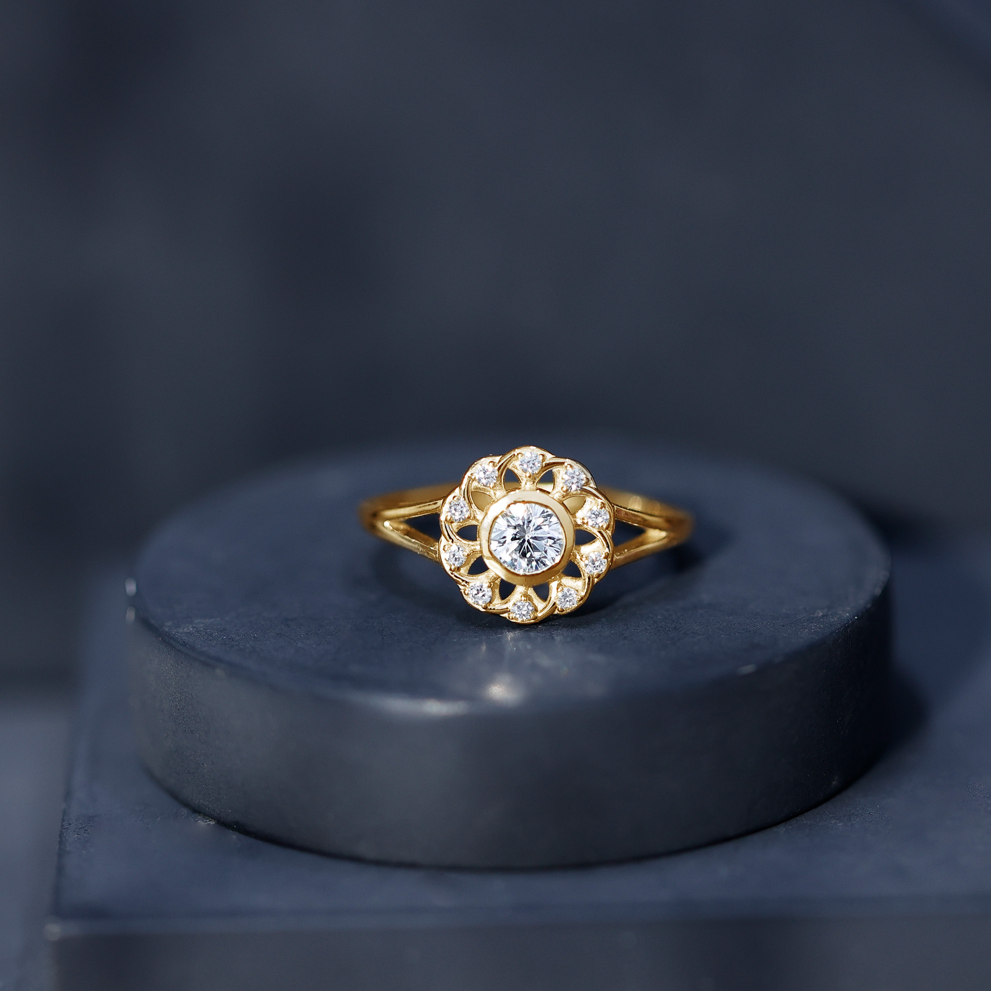 thumbnail video image 2 of Rosec Jewels Lab Diamond Vintage Floral Engagement Ring (EF-VS Quality) - Ready to Gift, 925 Sterling Silver, US 4.00, 2 of 8