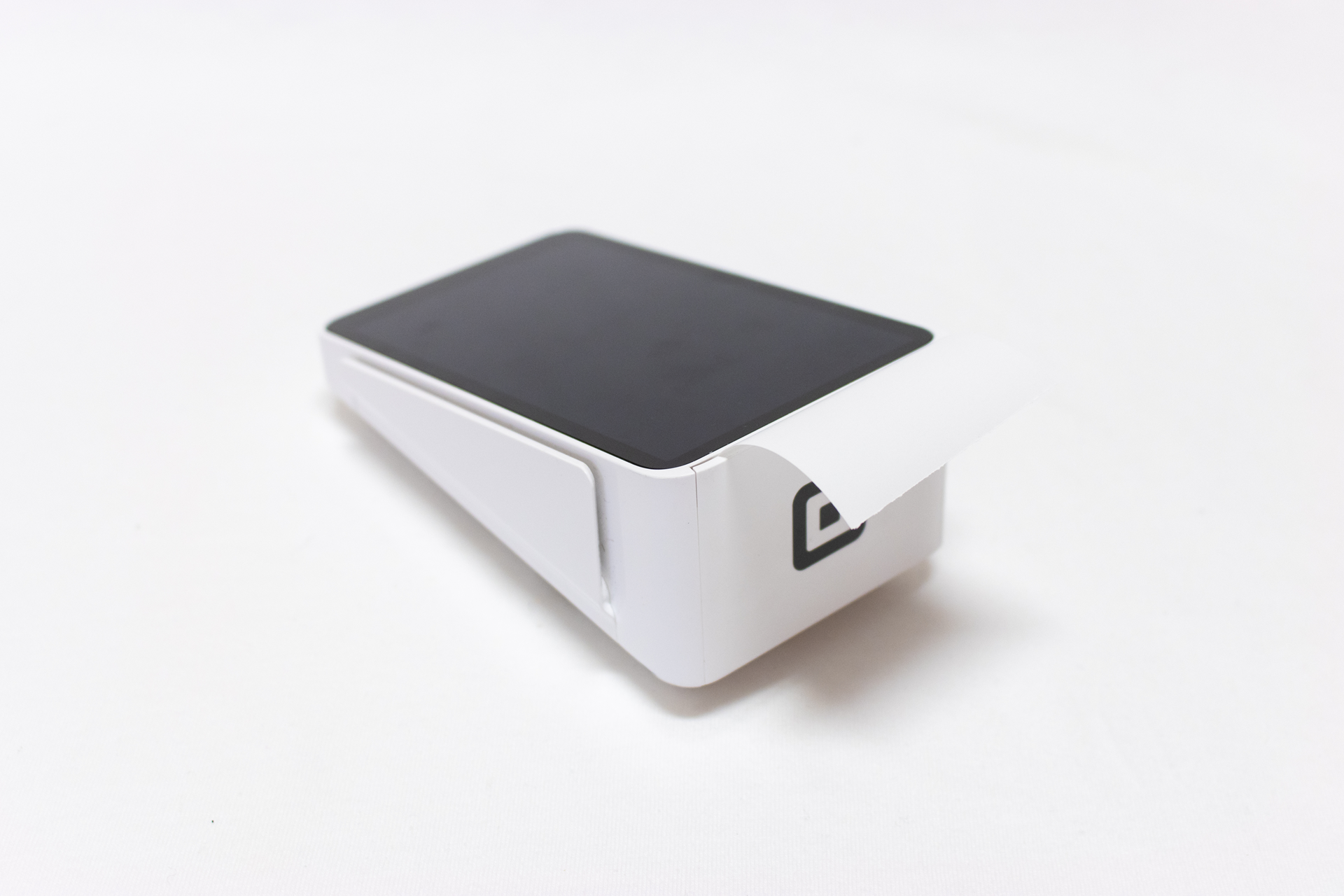 箱付き　Square Terminal POSレジ機能付き ロール紙19巻付き Square ターミナルレシートプリンターロール紙（20巻）| Squareショップ