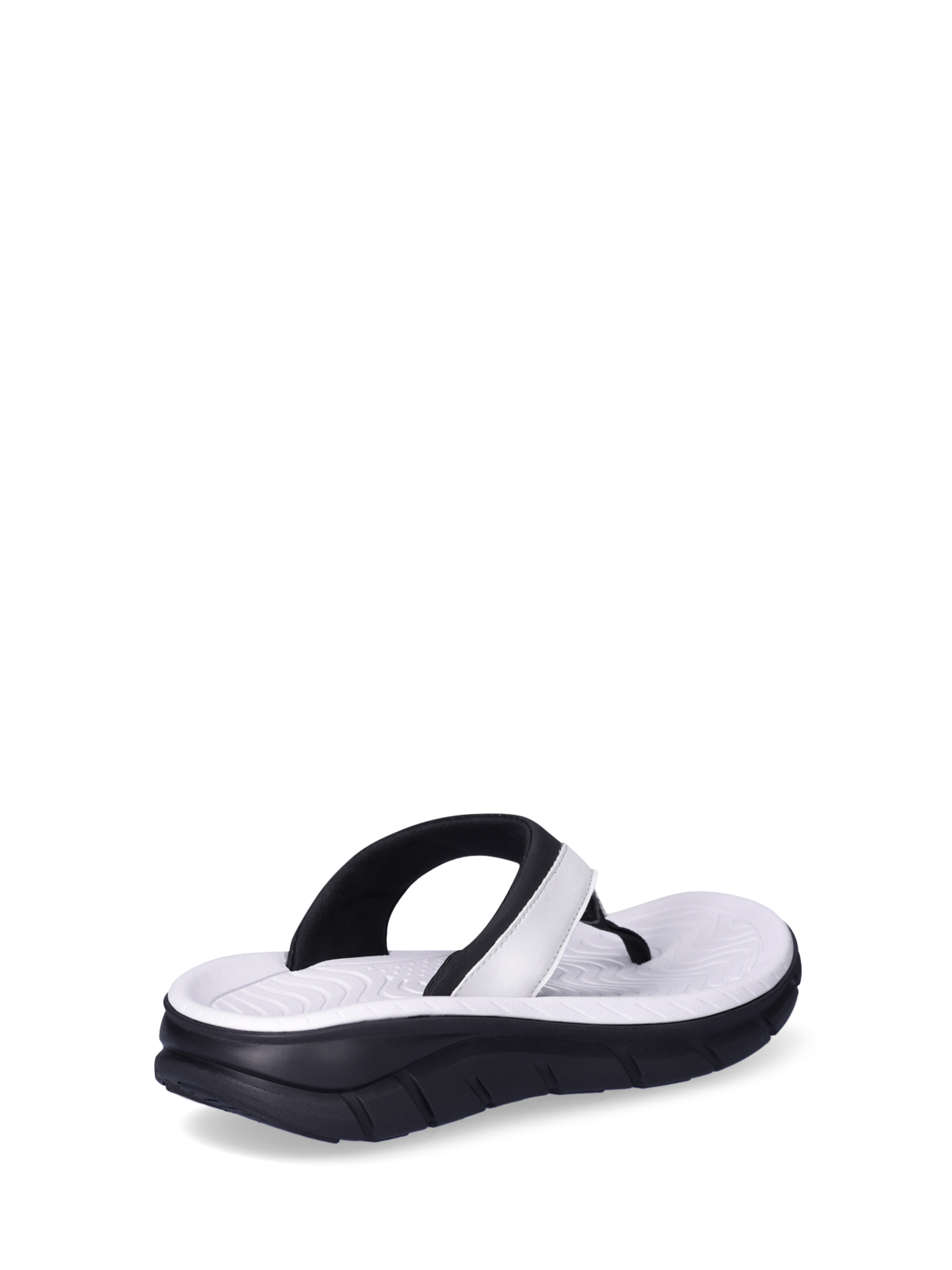 Athletic flip flops deals