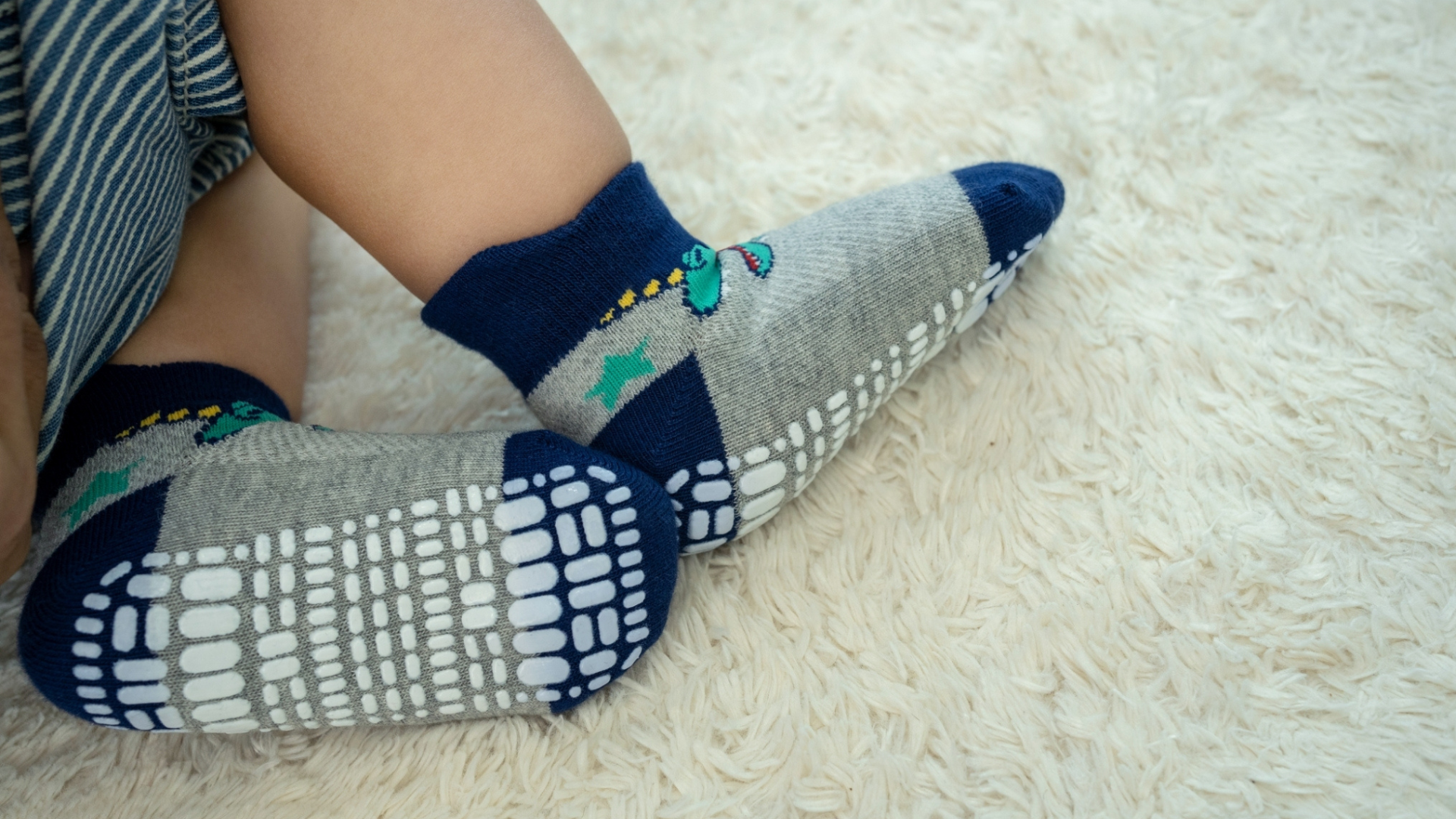 thumbnail video image 2 of RATIVE Ankle Anti Slip Non Skid Cotton Socks with Grips Grippers for 0-6 Month Babies Baby Infant Boy Boys Girls (0-6 Months, 12-Pairs/Animal world), 2 of 7