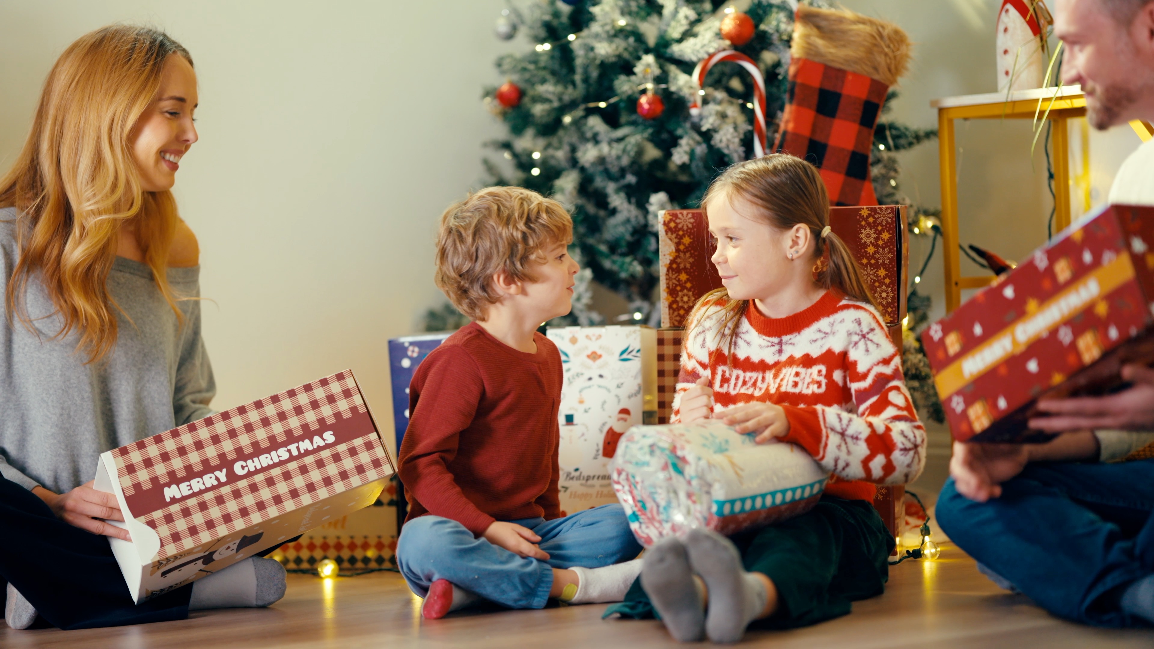 thumbnail video image 2 of Jessy Home Christmas Quilt Set Twin Size Rustic Holiday Bedding Set Reindeer Red Flower Cabin Lodge Quilt Lightweight Soft Microfiber Xmas Bedspread Coverlet Christmas Gift with 2 Pillowcases, 2 of 14