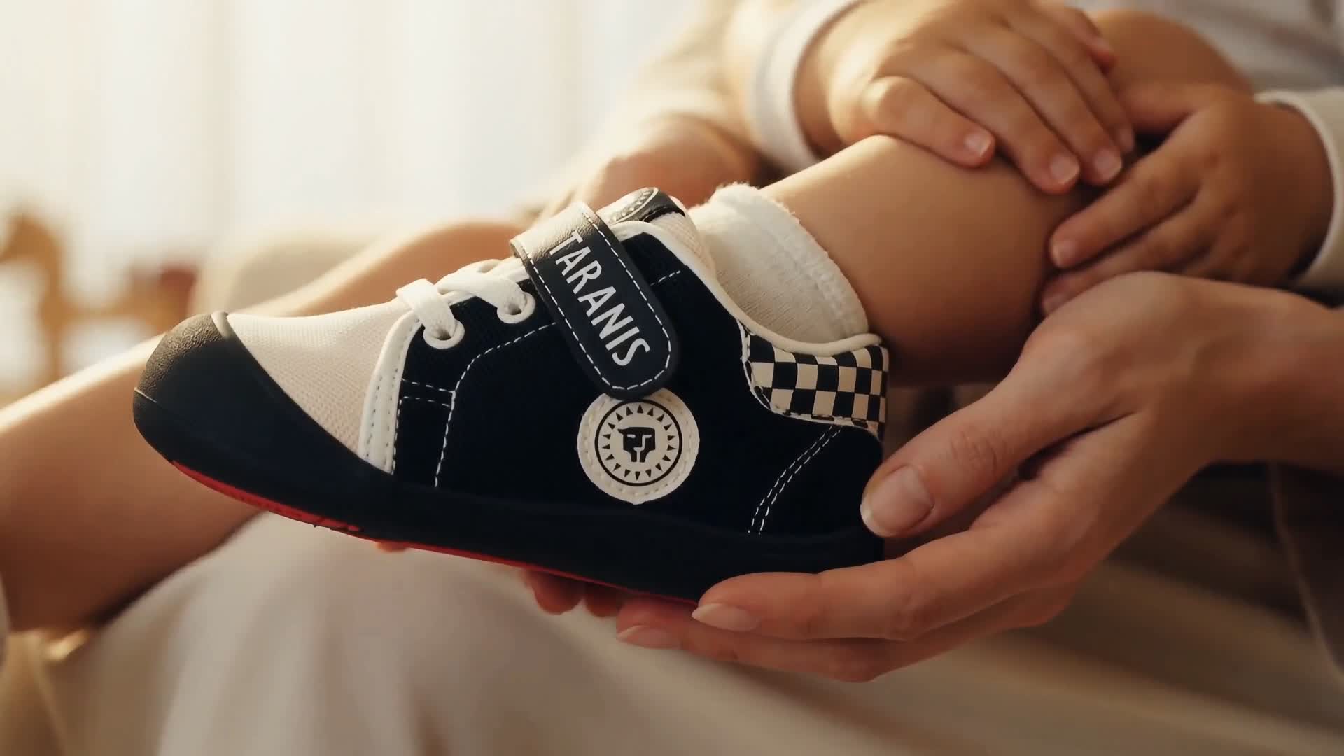 thumbnail video image 2 of TARANIS Baby Toddler Boys Girls Barefoot Sneakers with Wide Toe Box, Lightweight Non-Slip First Walking Shoes, 2 of 10