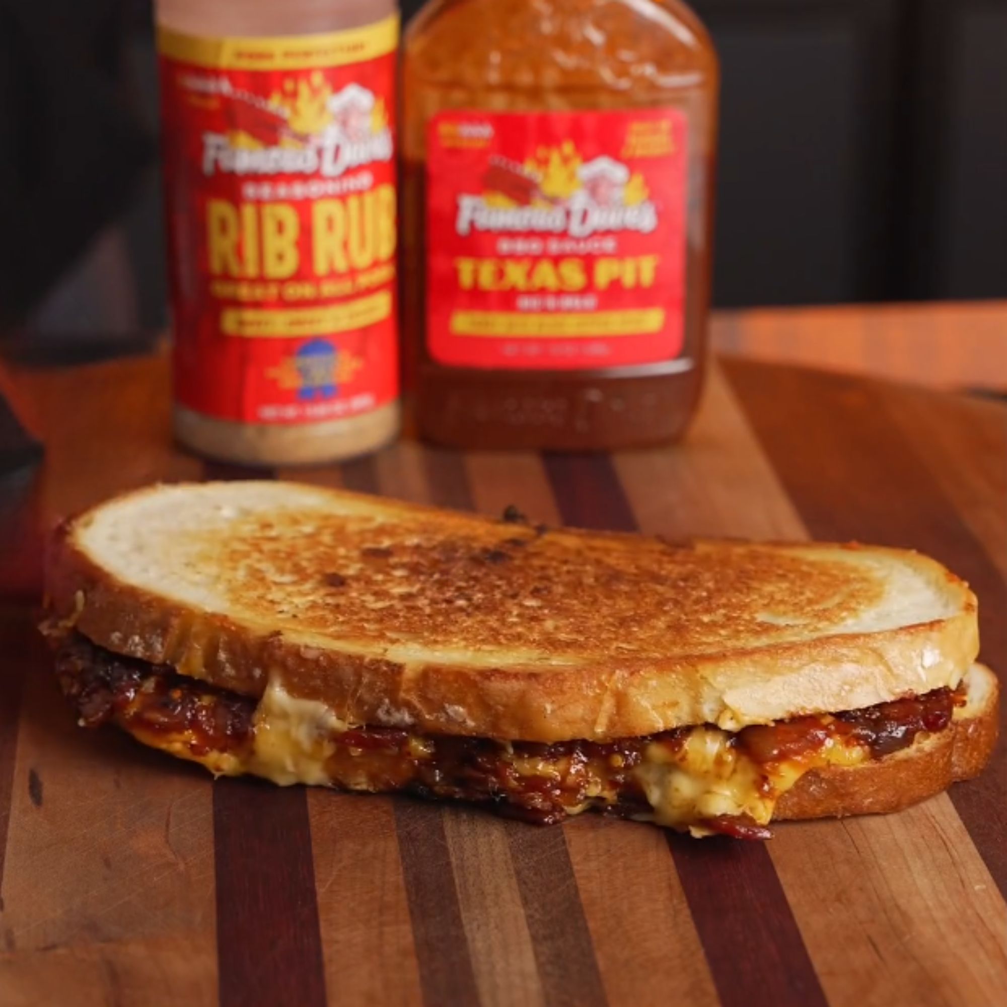thumbnail video image 2 of Famous Dave's Rib Rub Pork Seasoning, 5.5 oz, 2 of 9
