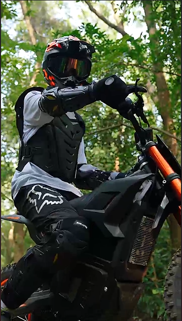 thumbnail video image 2 of Electric Dirt Bike for Adults & Teens 13+, 2000W Off-Road Electric Motorcycle, 48V 21Ah Removable Battery, 37MPH Fat Tire E Dirt Bike with Hydraulic Brakes, Family Trail Riding Gift-Black, 2 of 9