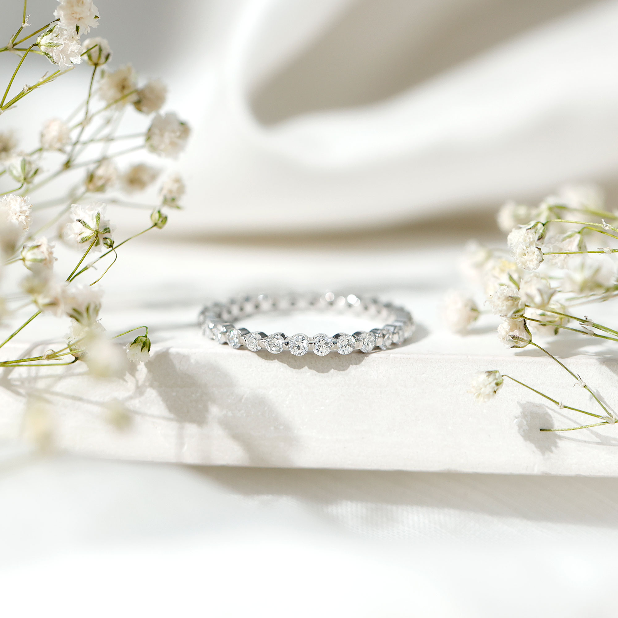 thumbnail video image 2 of Rosec Jewels Floating Eternity Ring with Moissanite for Women (1.75 CT, D-VS1 Grade), 10K Yellow Gold, US 8.50, 2 of 7