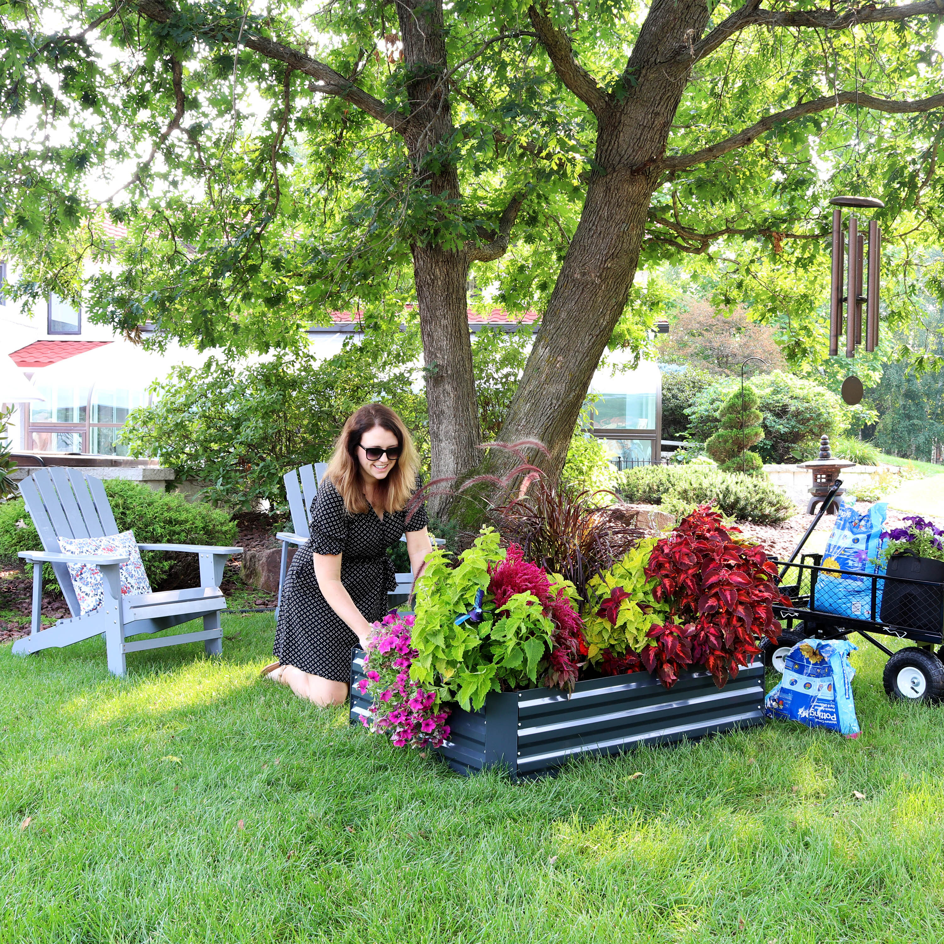 thumbnail video image 2 of Sunnydaze 47.5" x 35.5" x 11.75" Rectangular Silver Galvanized Steel Raised Garden Bed, 2 of 13