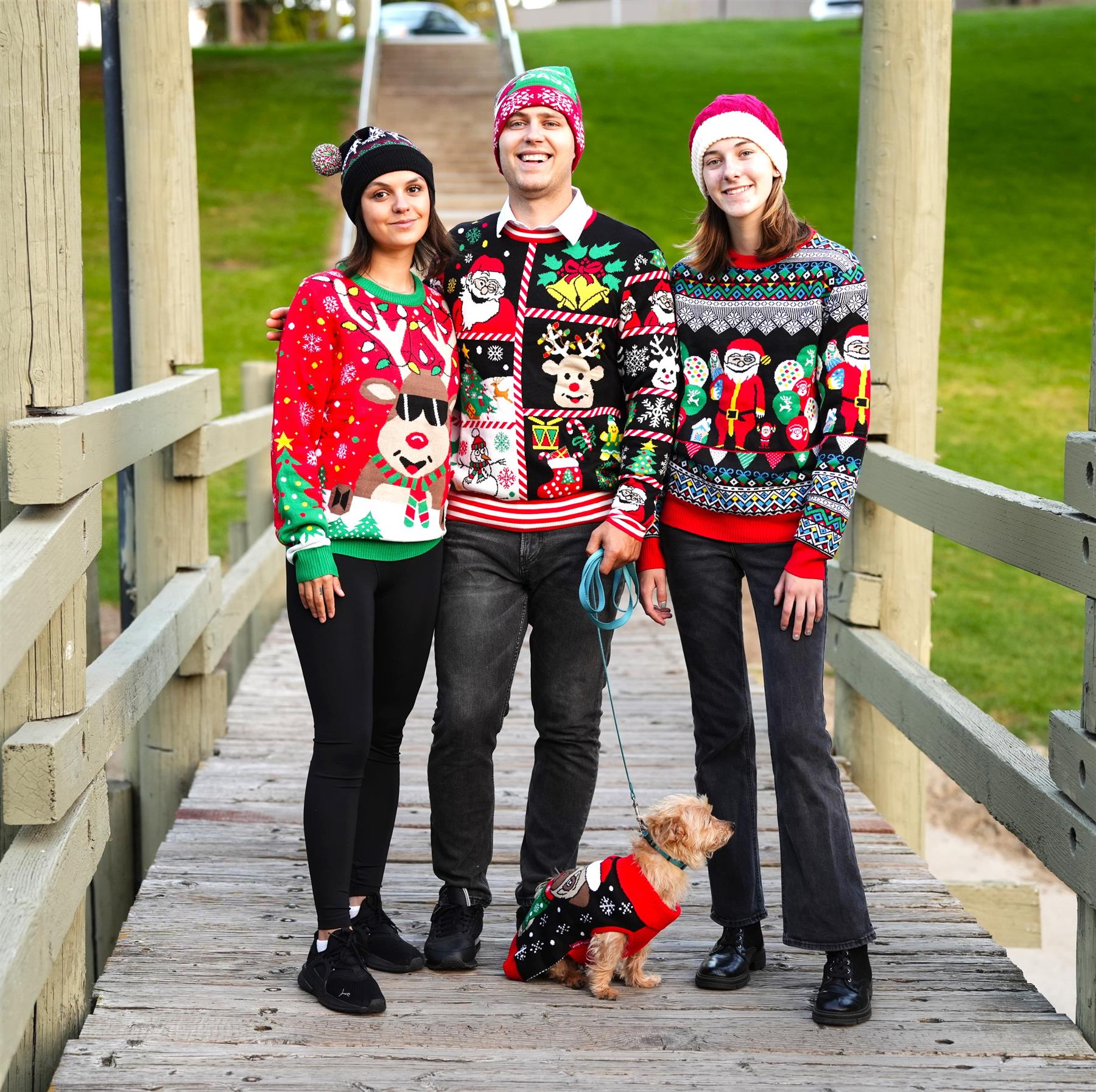 thumbnail video image 2 of Socal Look Women's Ugly Christmas Sweater, Long Sleeve Crew Neck Acrylic Holiday Pullover, L, 2 of 9