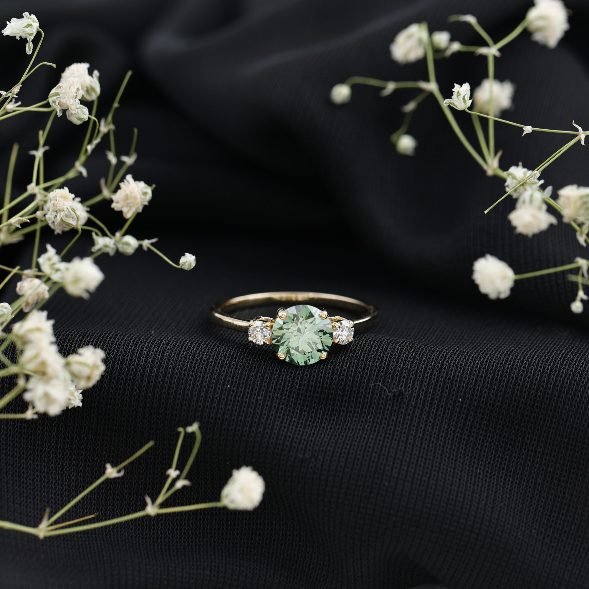 thumbnail video image 2 of Rosec Jewels 1 Carat Lab Grown Green Diamond Engagement Ring (IGI Certified, VS1 Grade) - Green and White Diamond Ring, 925 Sterling Silver, US 4.00, 2 of 9