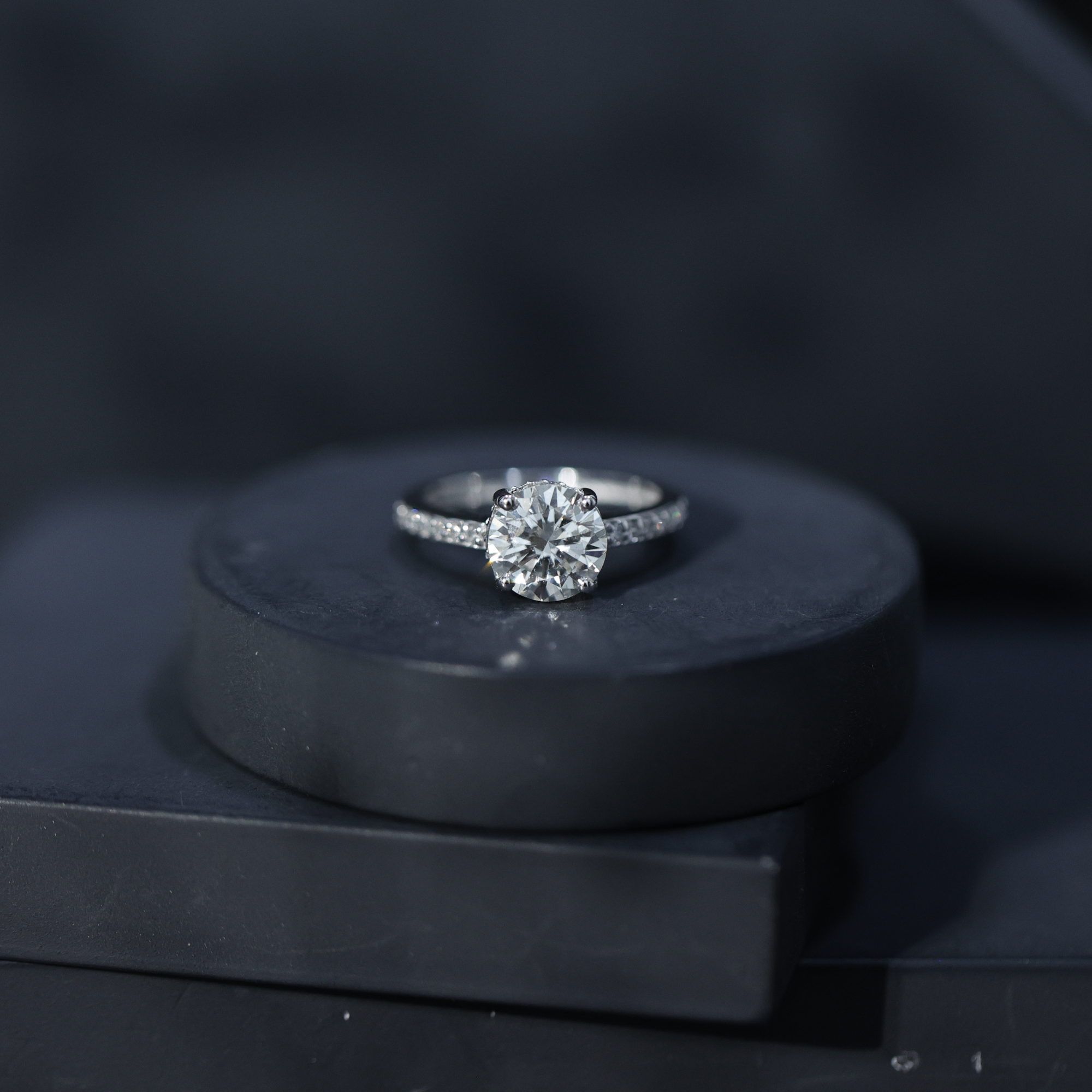 thumbnail video image 2 of Rosec Jewels - Lab Created Diamond Engagement Ring - 2 Carat Diamond Circle Ring - 8 mm - Ef-Vs Quality, 925 Sterling Silver, US 4.00, 2 of 9