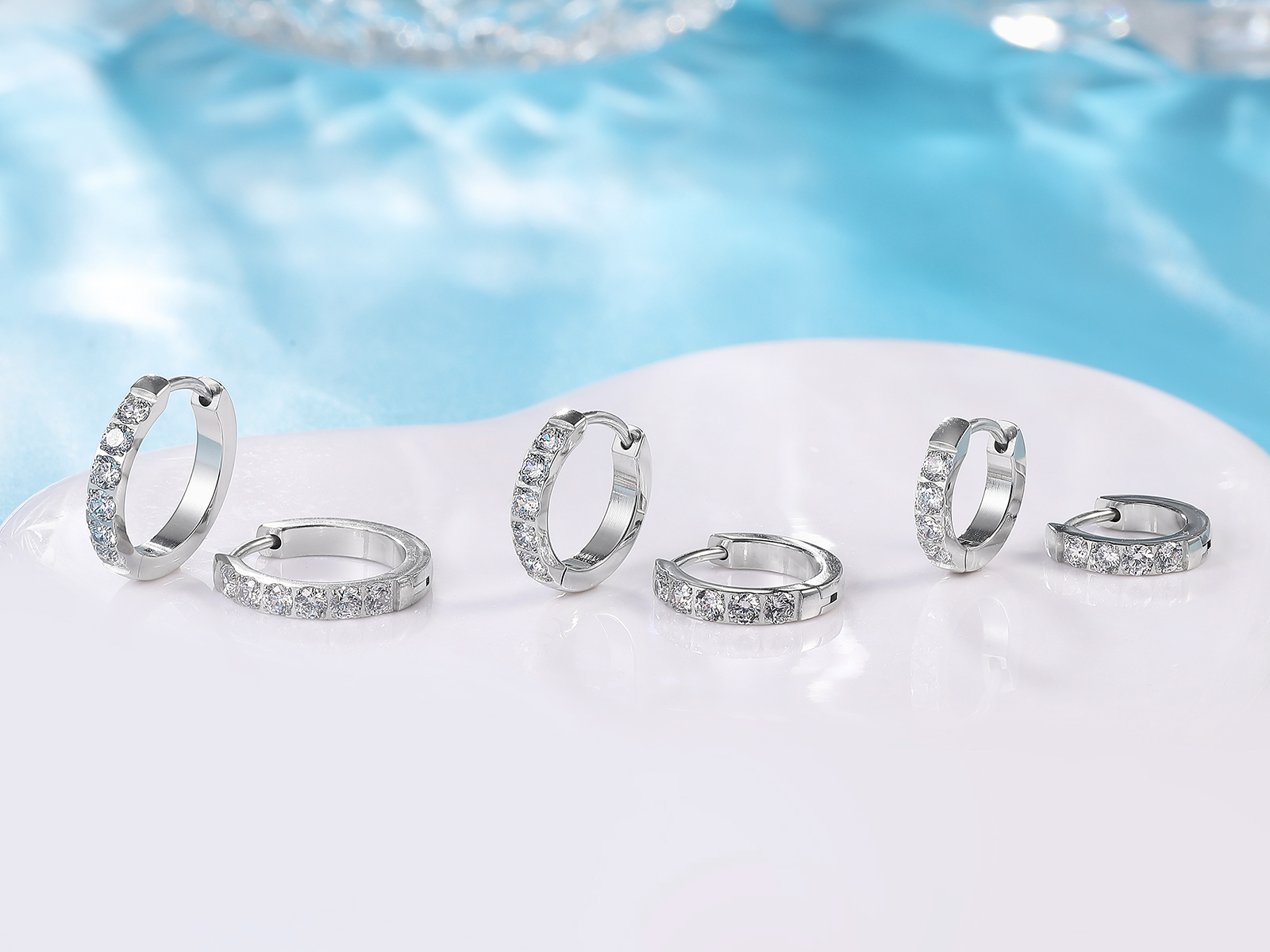 thumbnail video image 2 of Limerencia G23 Pure Titanium Hypoallergenic Hoop Earrings for Women Sensitive Ears (8mm), 2 of 8