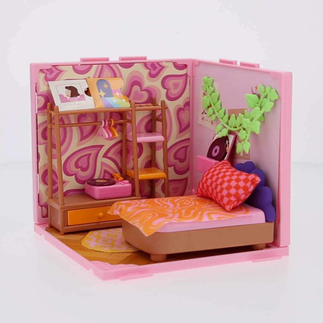 Suite Spaces All-in-One Bedroom Set: Build the Dollhouse of Your