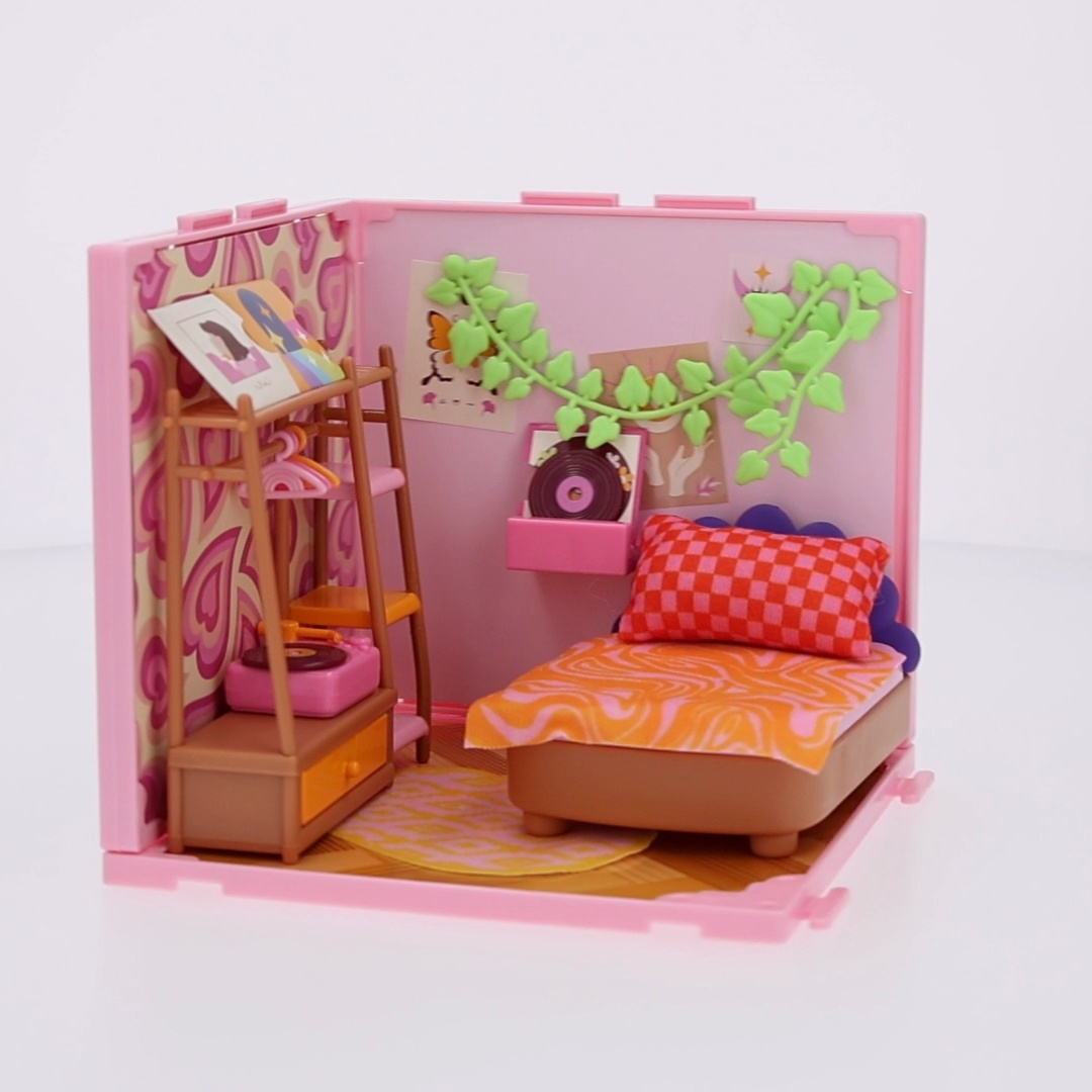 Suite Spaces All-in-One Bedroom Set: Build the Dollhouse of Your