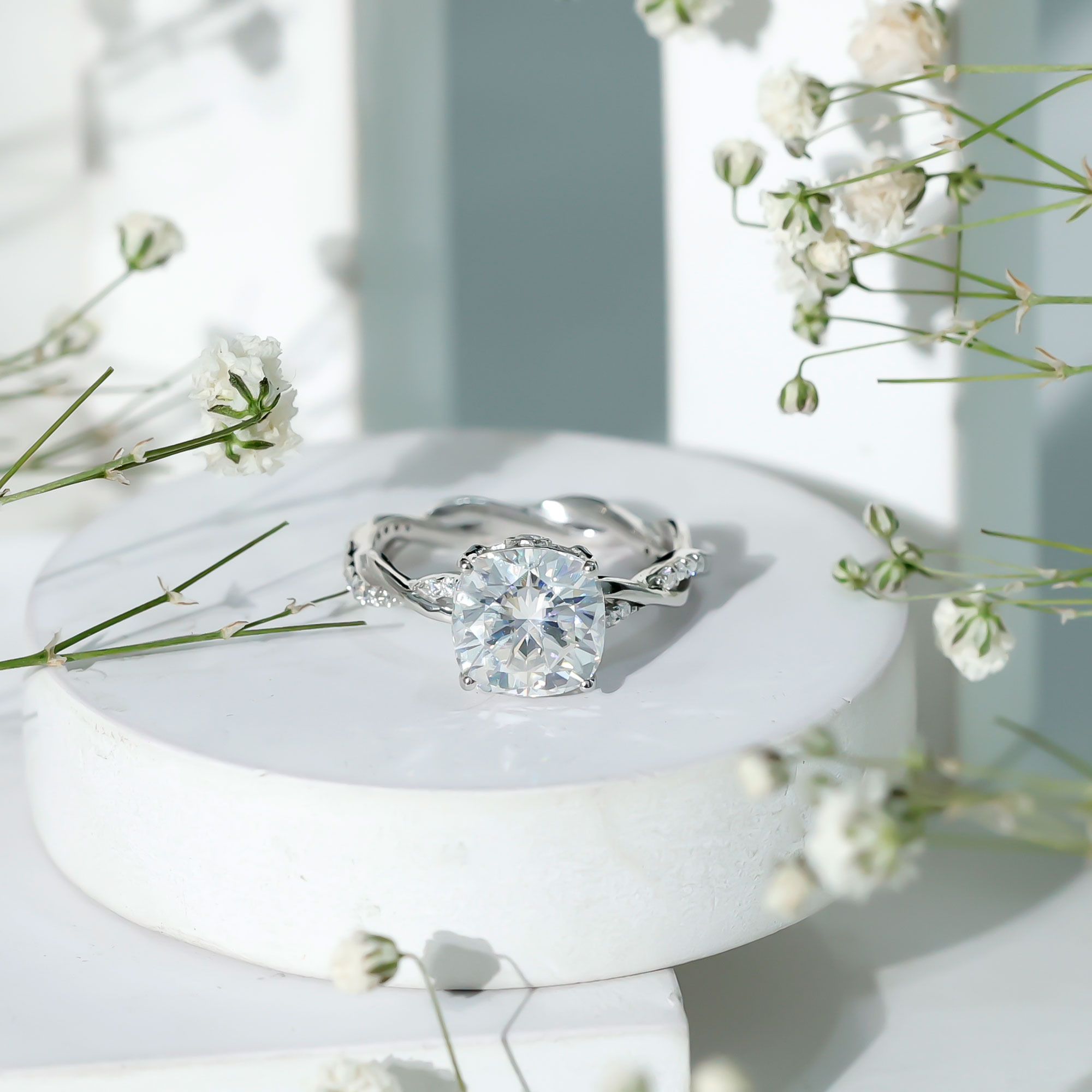 thumbnail video image 2 of Rosec Jewels Cushion Cut Moissanite Ring for Engagement - Designer Ring (8 mm, 3 Carat, D-VS1 Quality Certified), 10K White Gold, US 5.00, 2 of 9