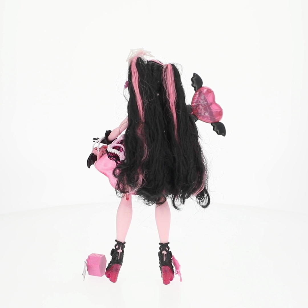 monster high birthday dress Monster High Scary Sweet Birthday Draculaura Doll in Party Dress With  Balloon & Gift main image 0