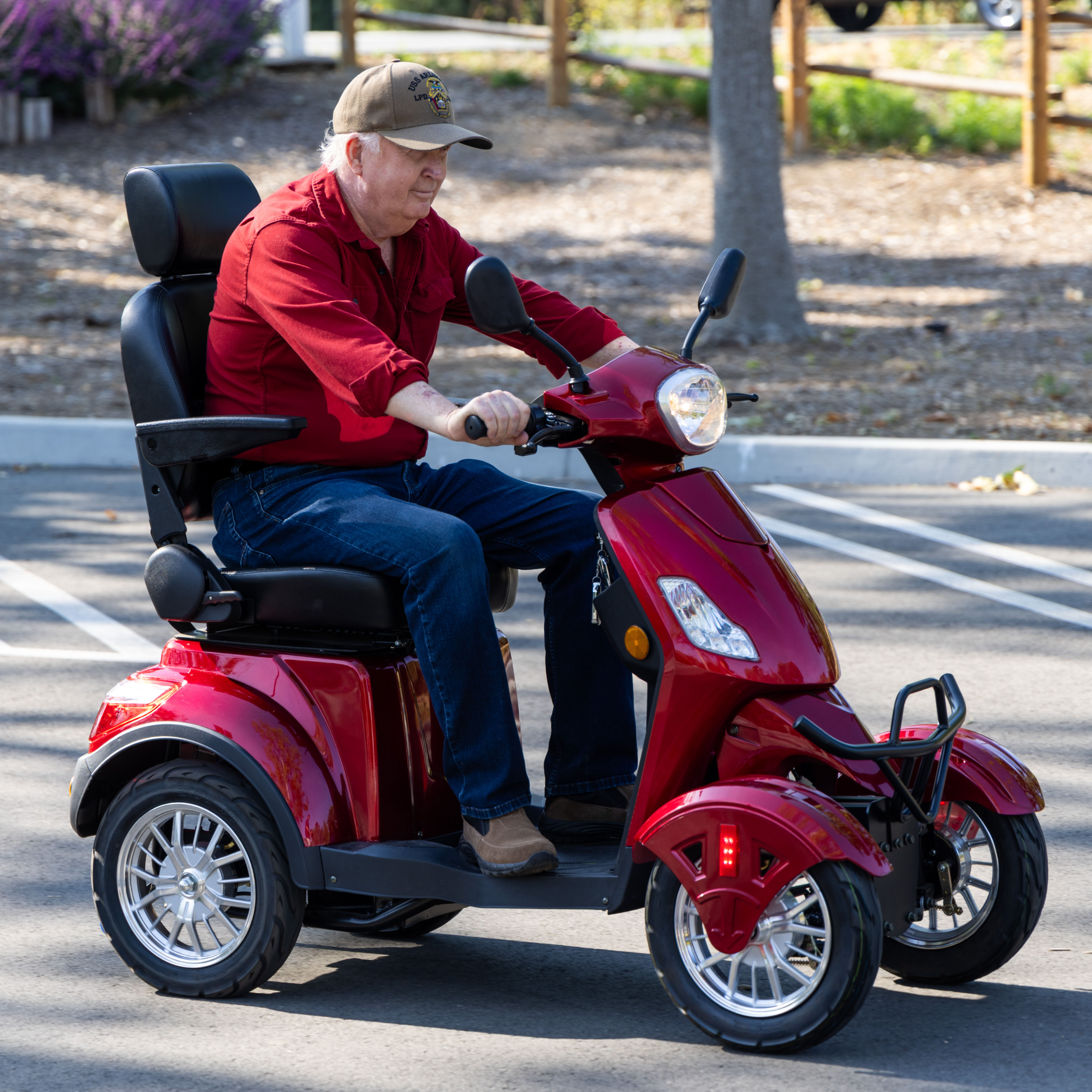 thumbnail video image 2 of QEASET Heavy Duty 4-Wheel Mobility Scooters,800W All Terrain Electric Recreational Scooter,31 Miles Long Travel Range, 2 of 6