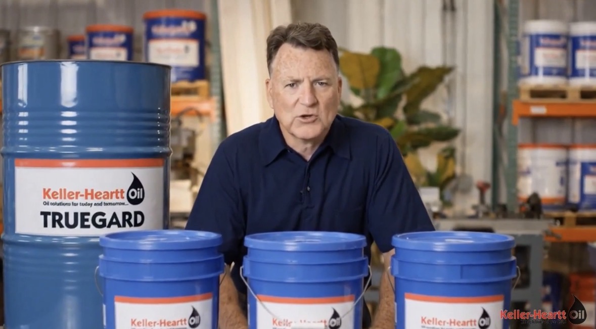 thumbnail video image 2 of Truegard AW 32 Hydraulic Oil Pail, 5 gal, 2 of 3
