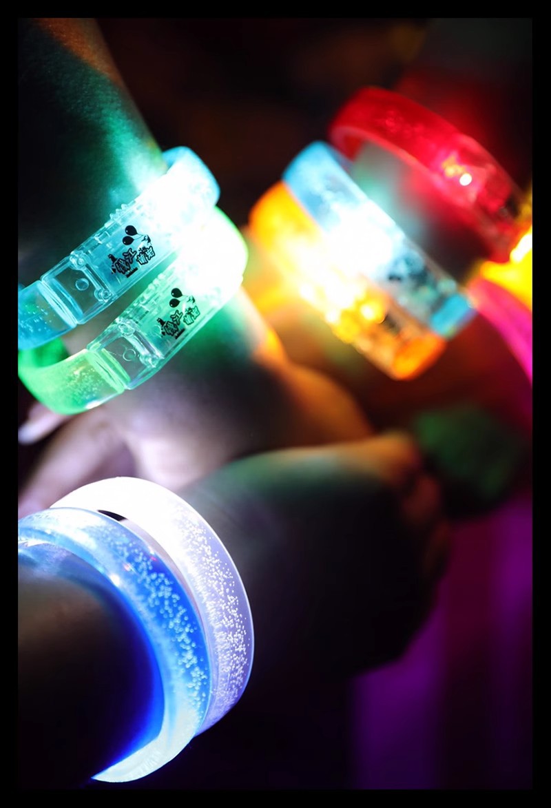 thumbnail video image 2 of 200 Pcs Led Glow Bracelets Wristbands Glow In The Dark Party Supplies Neon Light Up Bracelet Wedding Party Decor, 2 of 10