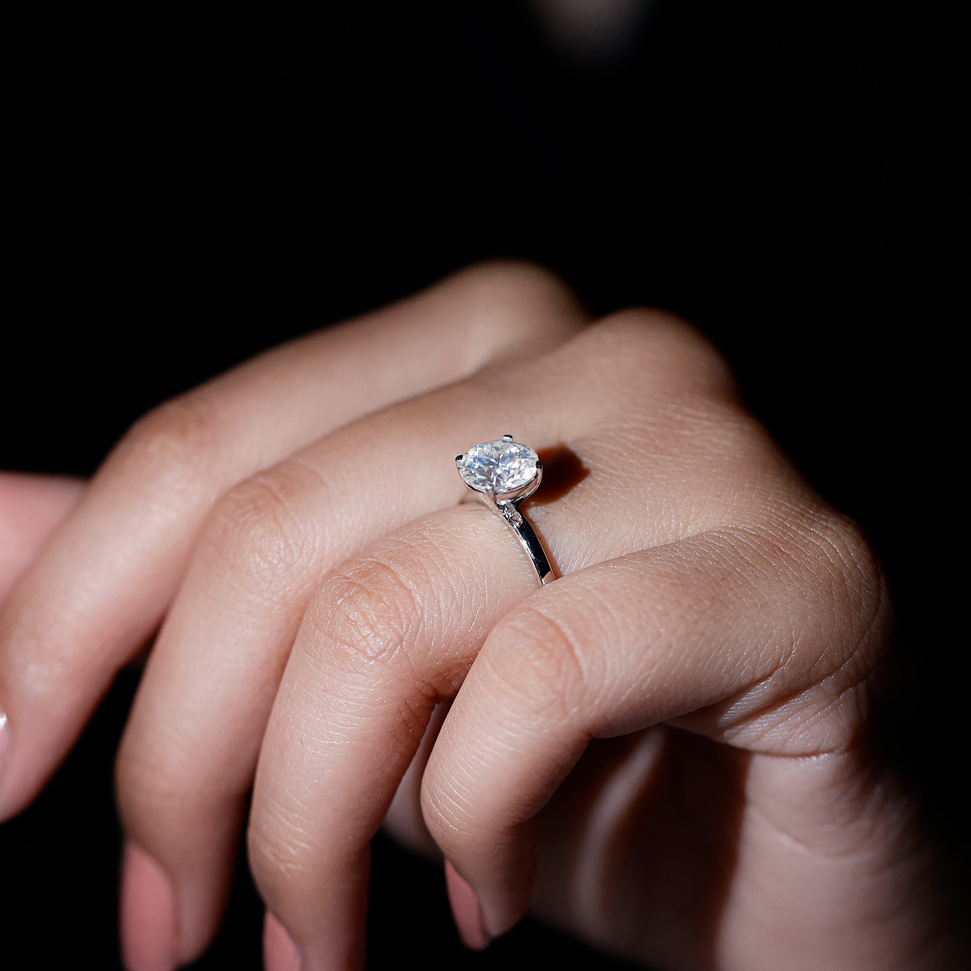 thumbnail video image 2 of Rosec Jewels Certified Moissanite Solitaire Engagement Ring 2 Carat - 8 mm Round Moissanite Ring (D-VS1 Quality), with Jewelry Box, 14K White Gold, US 3.00, 2 of 7