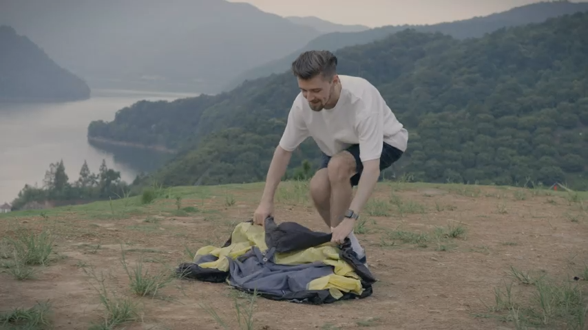 thumbnail video image 2 of Naturehike Cloud-Up 1/2/3 Person Backpacking Tent Lightweight Waterproof, 2 of 7