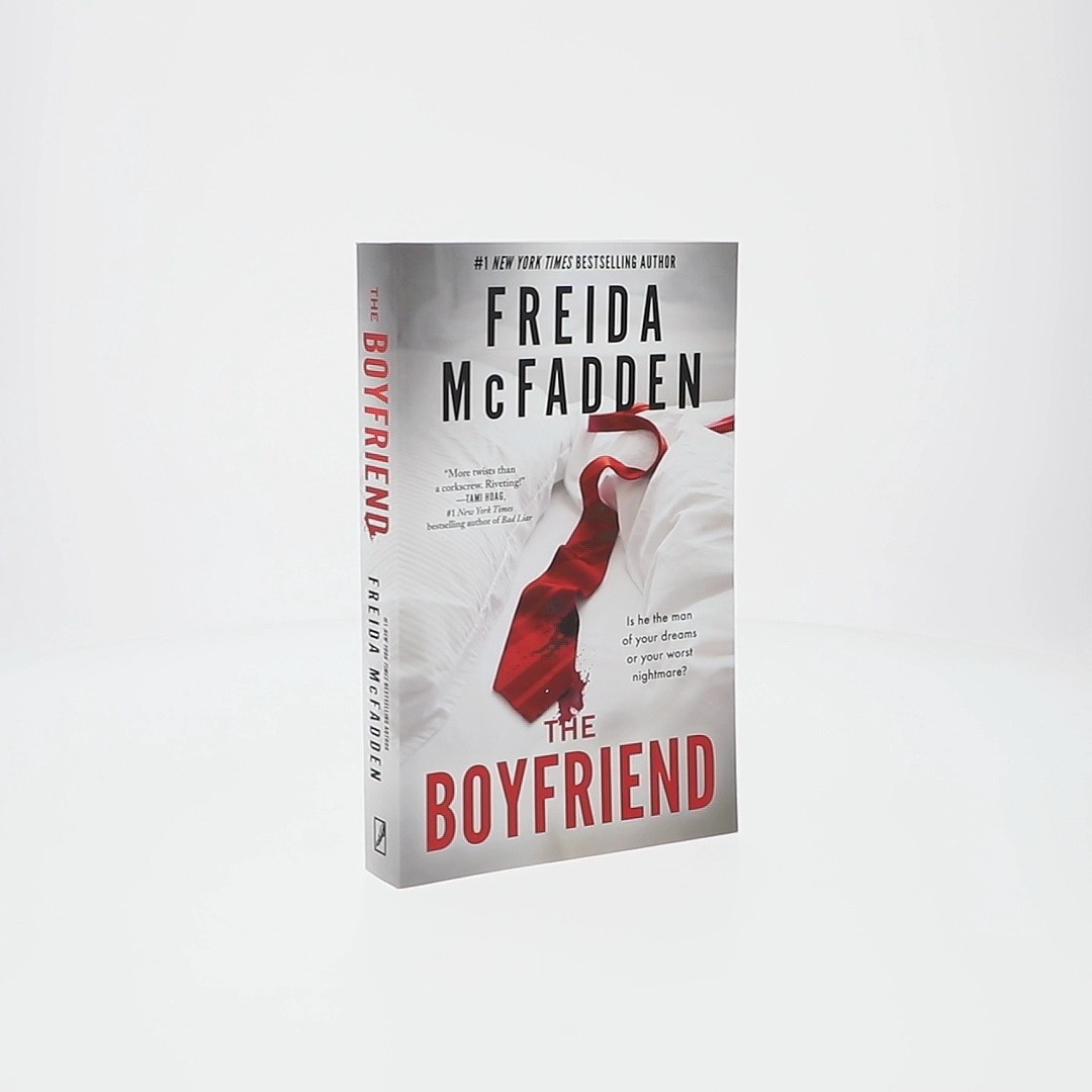 Freida McFadden The Boyfriend Paperback Thriller Mystery Suspense