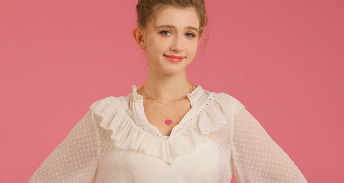 thumbnail video image 2 of Linawe Emerald Green Necklace for Women Trendy, 14K Gold Heart Choker, Pendant Layered Preppy Necklace, Long Lover Layering Necklace, y2k Lavender Costume Jewelry, 2 of 7