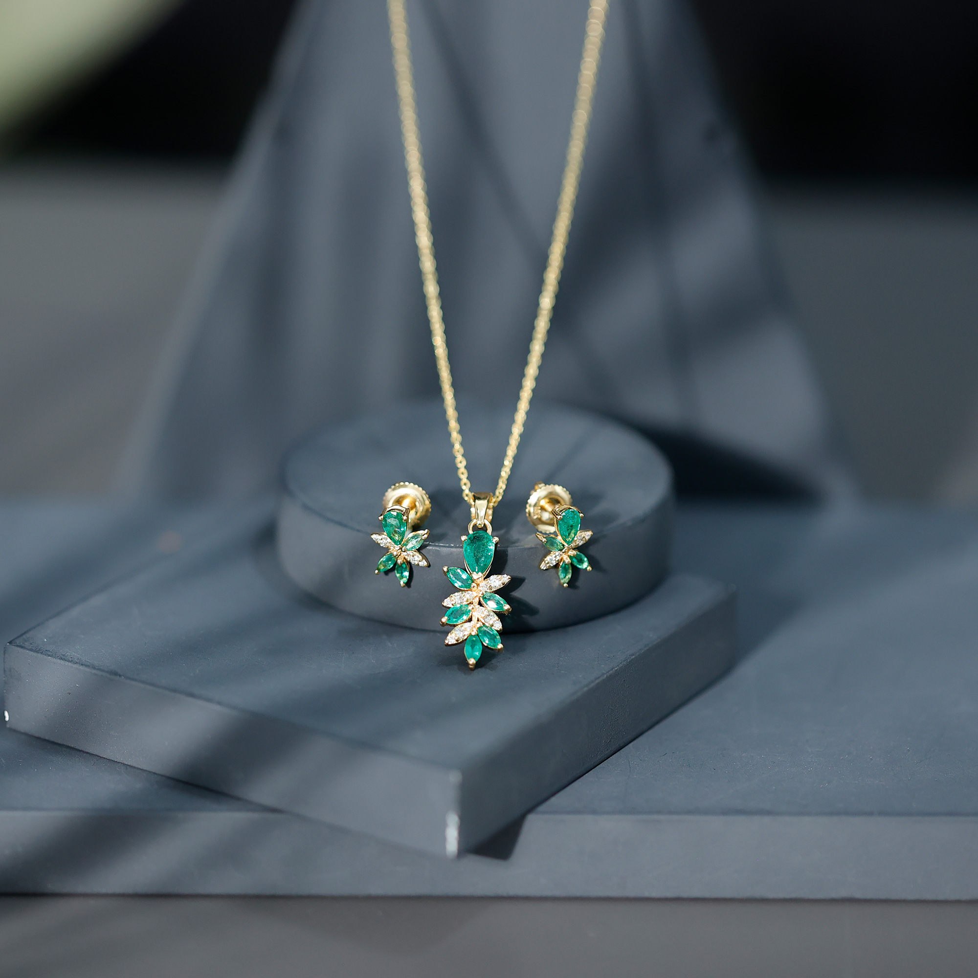 thumbnail video image 2 of Rosec Jewels Natural Emerald Diamond Jewelry Set for Women - AAA Quality - Cocktail Jewelry Set - Ready to Gift, 14K Yellow Gold, 2 of 8
