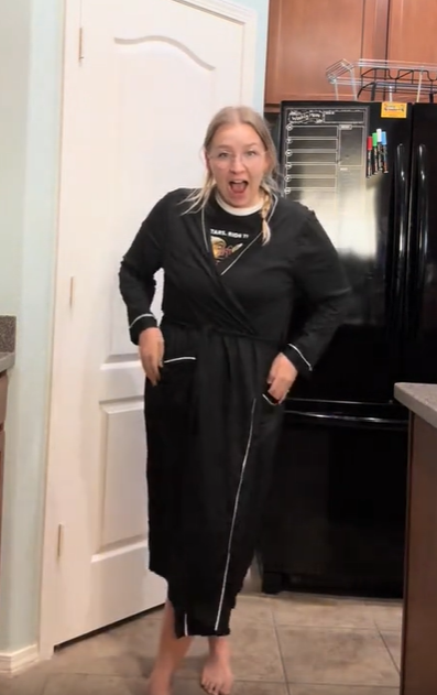 thumbnail video image 2 of Catalonia Women's Towel Bathrobes, Lightweight Cotton Waffle Full-Length Cloth Robe,Soft Absorbent Robes Home Hotel Spa Long Sleeves Robe,Black,M, 2 of 8