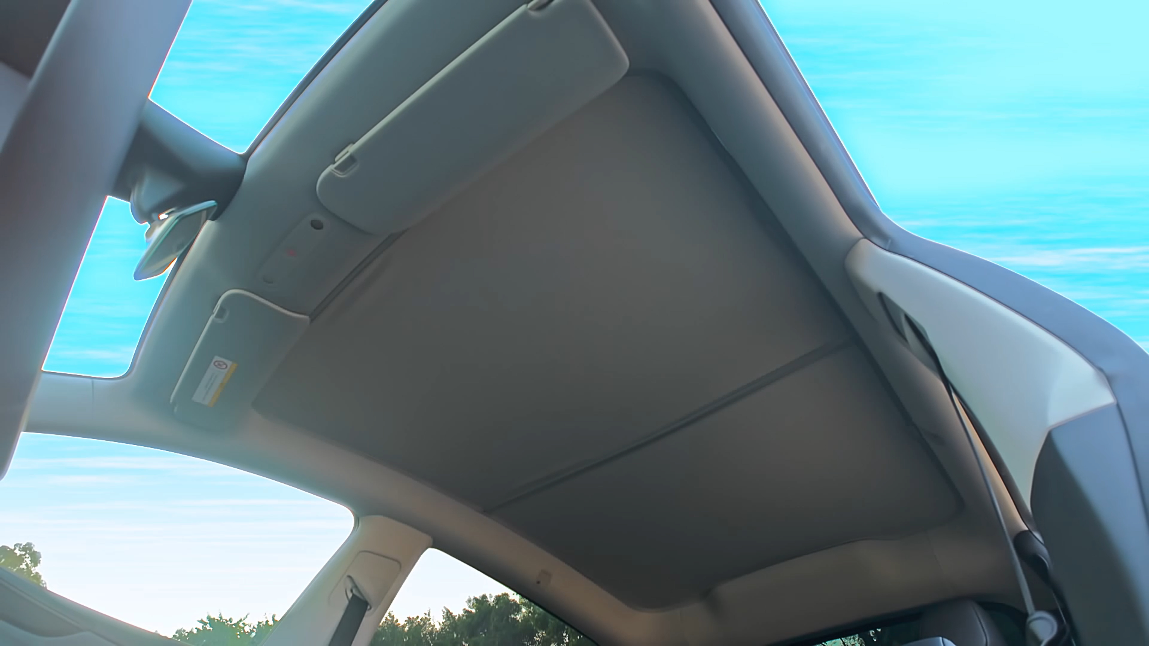 thumbnail video image 2 of Wigoo Tesla New Model Y Juniper Accessories Sunshade Roof [Never Sag, Nano Ice-Crystal Coatings] 3-Gen Heat Insulation Glass Roof Sun Shade Accessories,Gray, 2 of 8