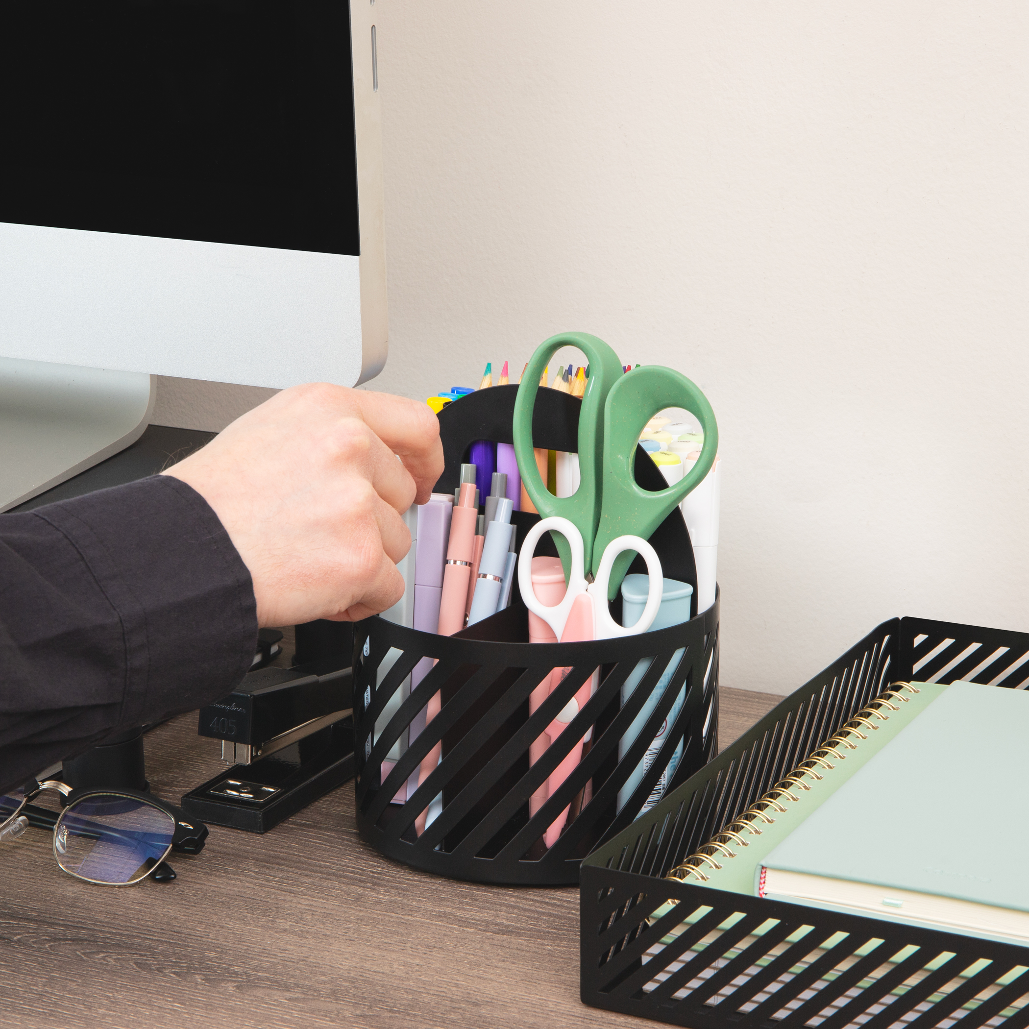 thumbnail video image 2 of Mind Reader Round Metal Desktop Carousel Organizer with Handle, Four Compartments, Office Supplies and Accessories, Metal, Black, 2 of 9