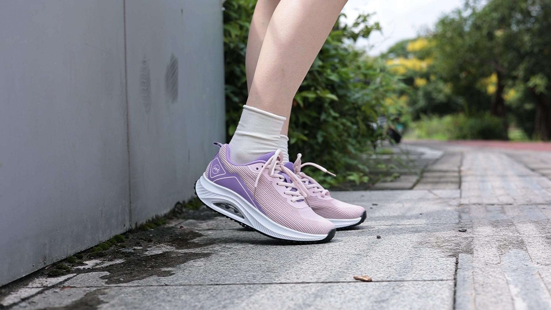 thumbnail video image 2 of Artlea Womens Walking Shoes with Arch Support Orthotic Fashion Sneakers Tennis Shoes for Plantar Fasciitis and Foot Pain Relief, US 6-11, 2 of 7