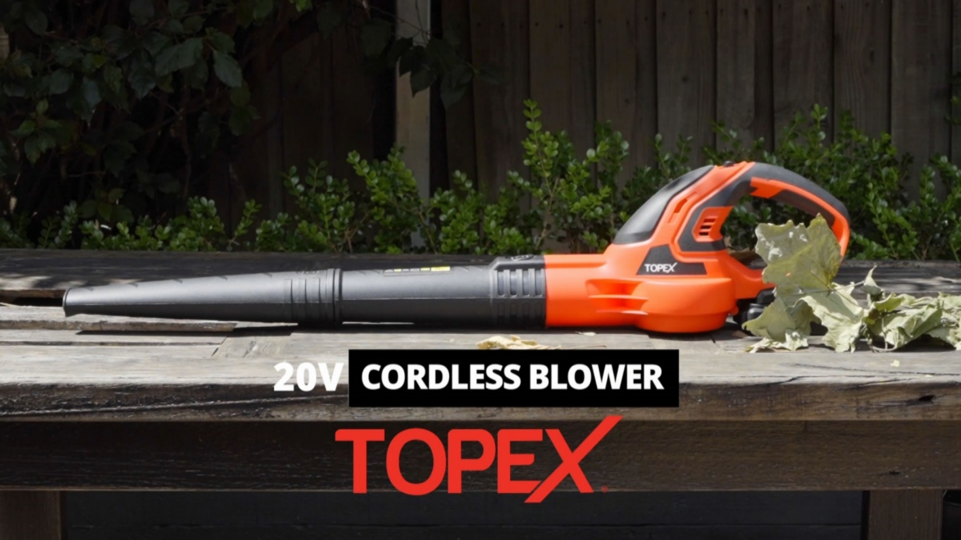 thumbnail video image 2 of TOPEX 20V MAX Cordless Leaf Blower 1.5Ah Battery 200km/h, 2 of 10