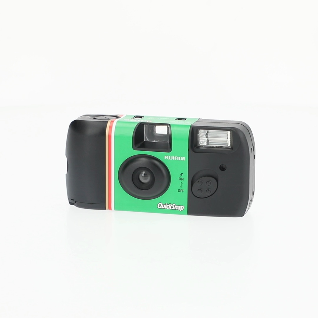 Fujifilm, QuickSnap One Time Use 35mm Camera with Flash - Walmart.com