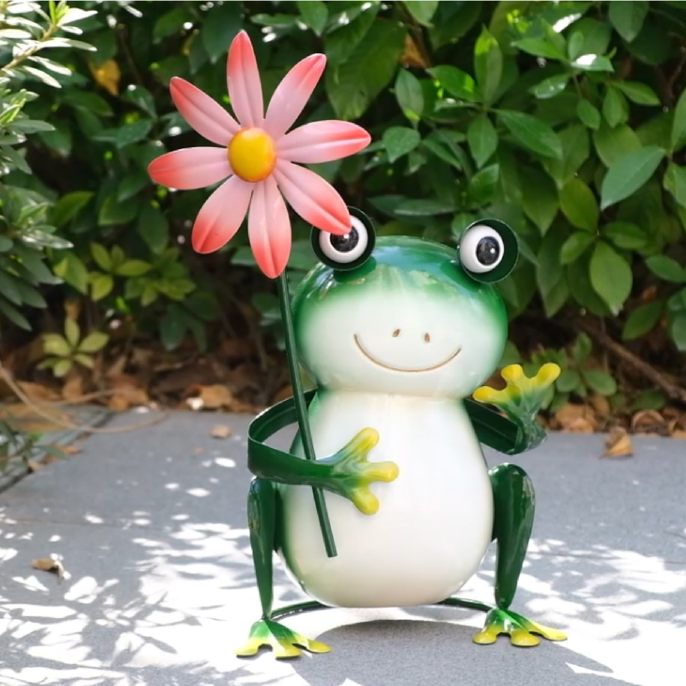 Mainstays Metal Frog Garden Statue with Weather-Resistant Flower