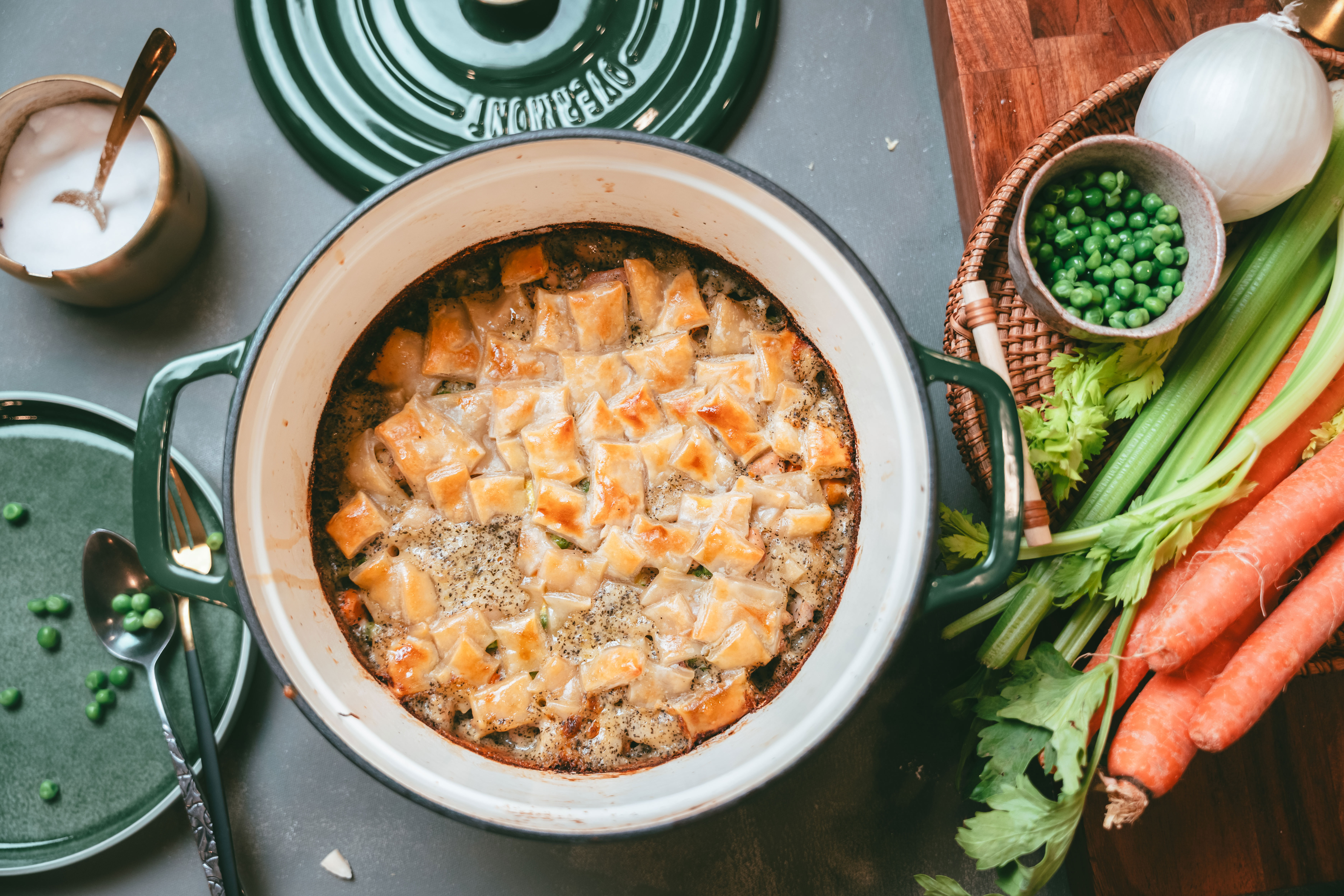 thumbnail video image 2 of Overmont Enameled Cast Iron Dutch Oven - 5QT Pot with Lid, Cookbook & Potholders, for Braising & Roasting - Burgundy, 2 of 9
