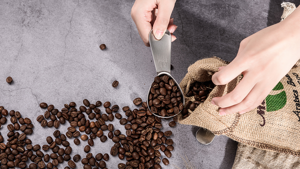 thumbnail video image 2 of U-Taste 18/8 Stainless Steel Coffee Scoop: Durable Metal Kitchen Baking Cooking Measuring Coffee Scoop 1 Tablespoon Set of 2, 2 of 9