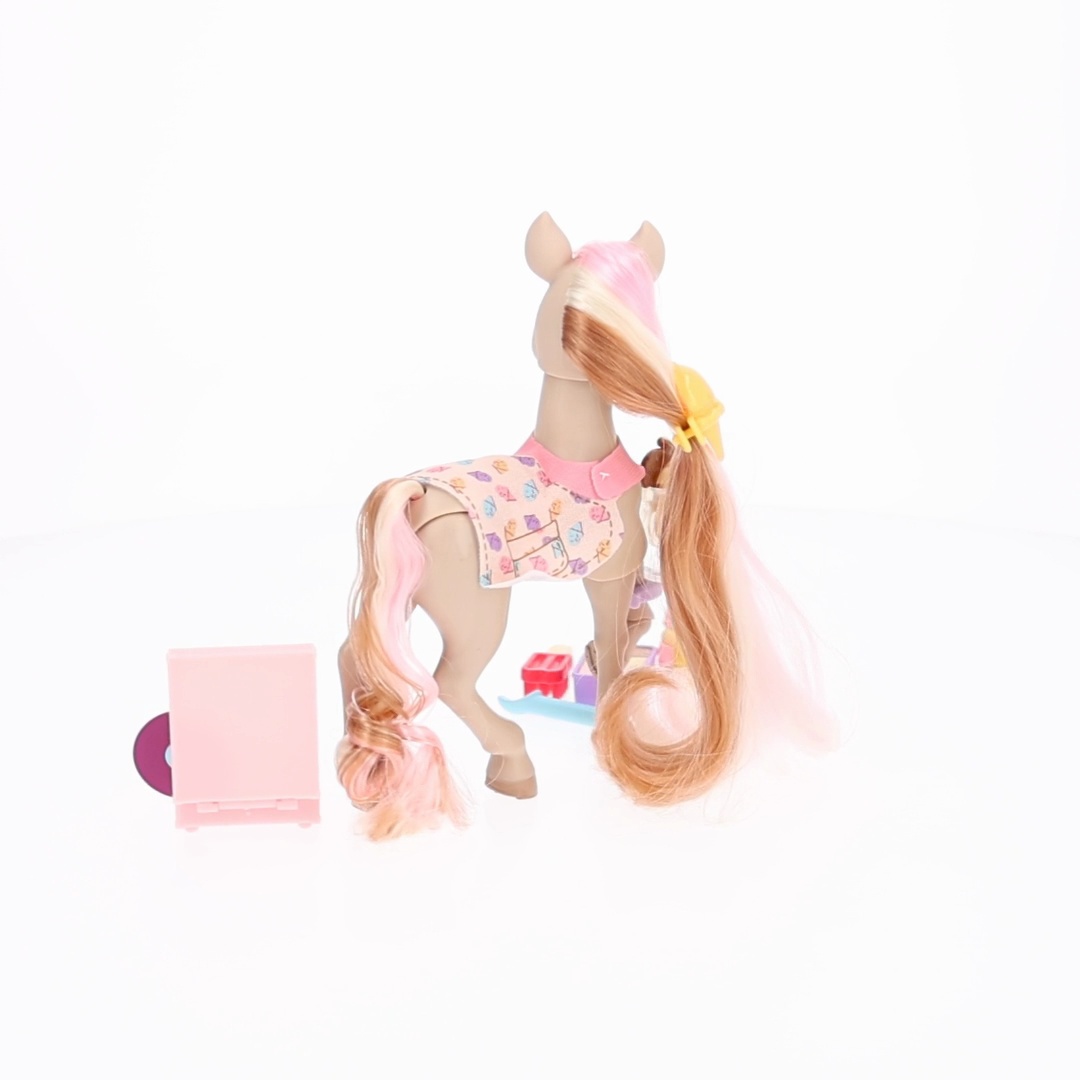 Wild Manes Sundae's Ice Cream Social Articulated Horse Doll with