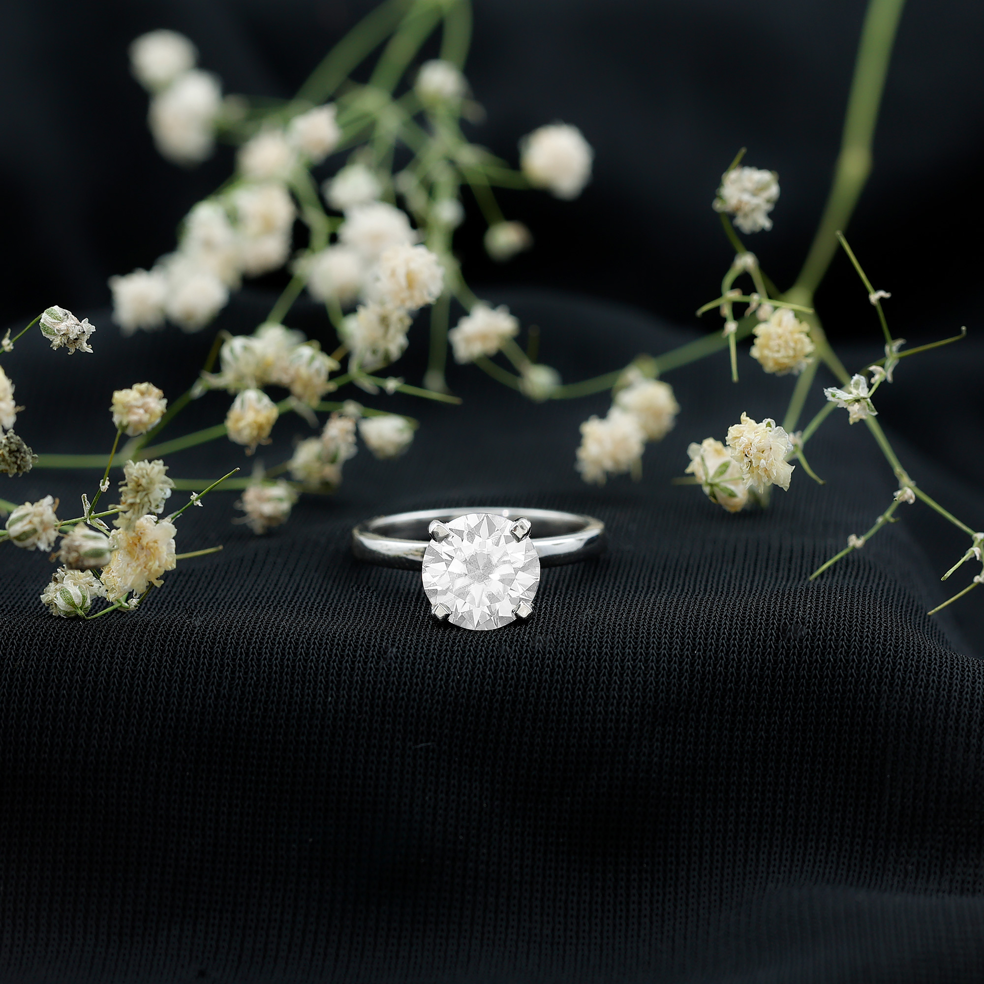 thumbnail video image 2 of Rosec Jewels Round Shaped Moissanite Solitaire Engagement Ring (8 mm, 2 Carat, D-VS1 Grade), 10K Yellow Gold, US 11.50, 2 of 9