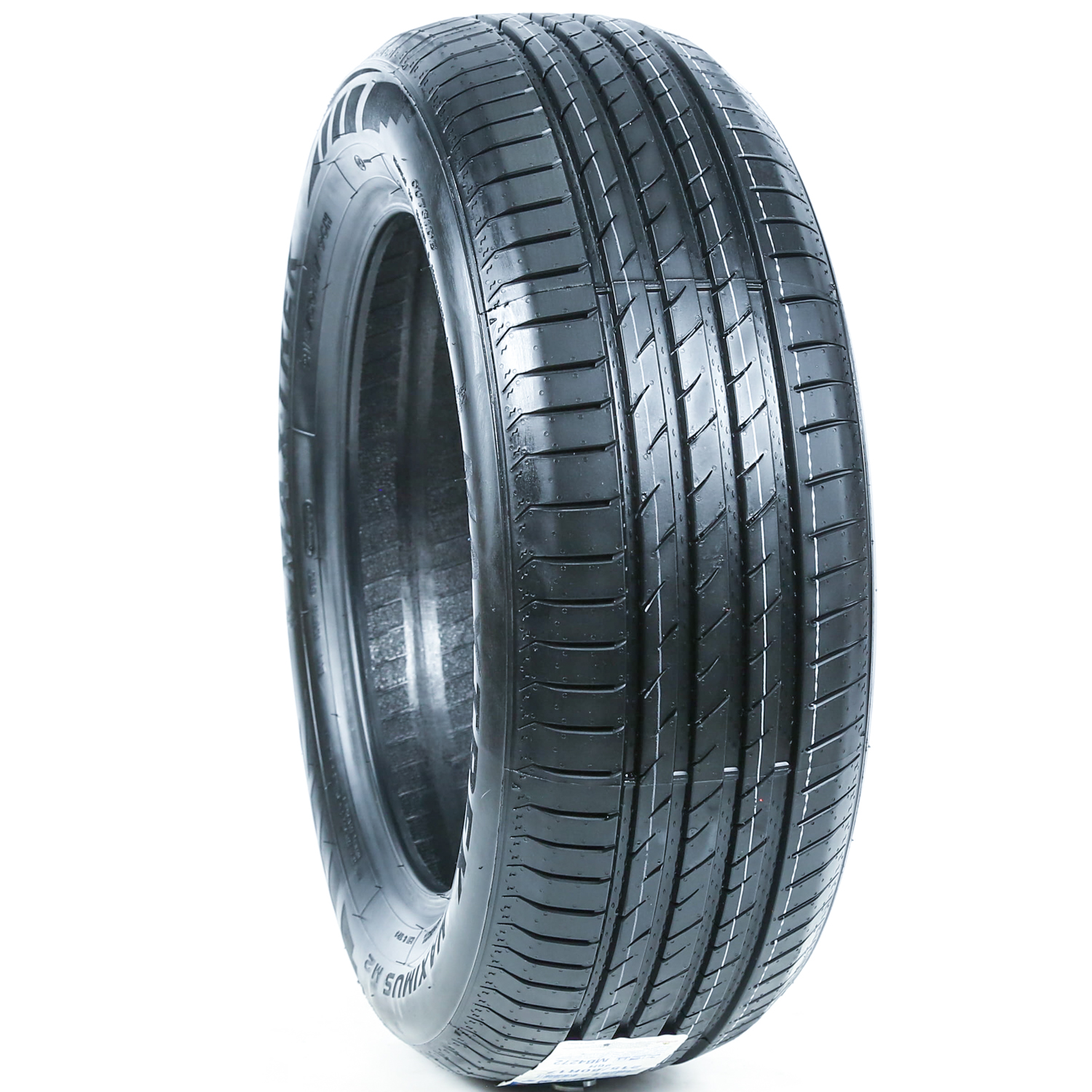 Maxtrek Maximus M2 Performance Tire, 215/60R17 96H AS A/S, Quiet