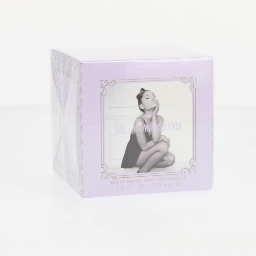 Ariana Grande Ari 1.0 oz Eau de Parfum Spray with Fruity and