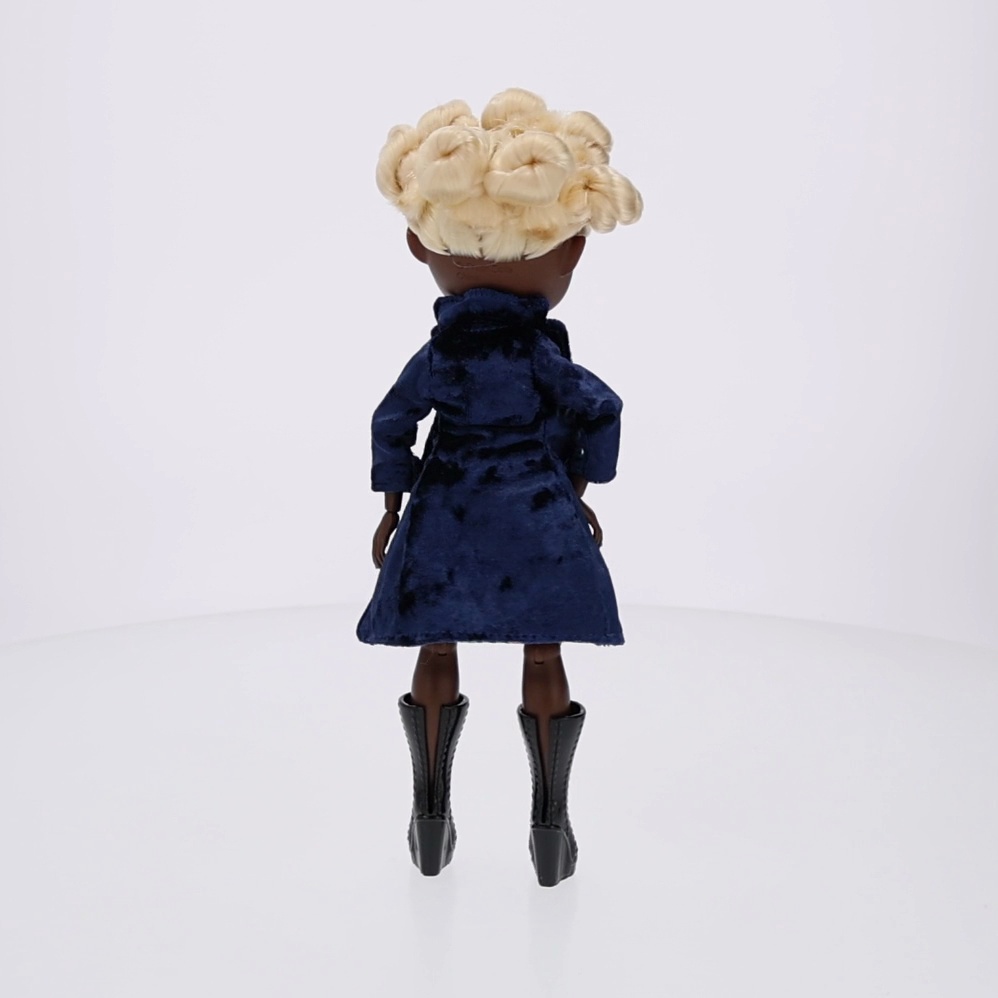 Fresh Beats 5-inch Loxx Rock Star Fashion Doll - Walmart.com