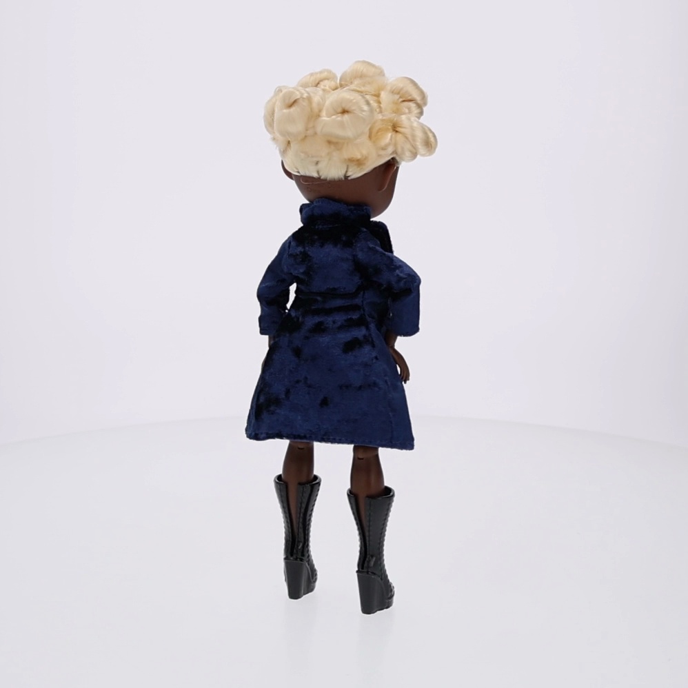 Fresh Beats 5-inch Loxx Rock Star Fashion Doll - Walmart.com