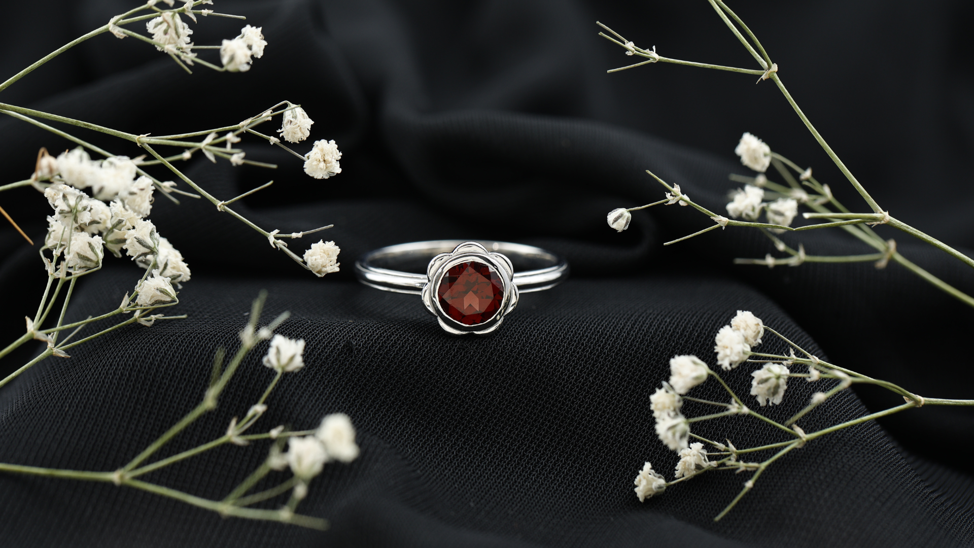 thumbnail video image 2 of Rosec Jewels Natural Garnet Flower Engagement Ring (1.7 Carat, AAA Quality) - Bezel Set Garnet Solitaire Ring for Women, 14K White Gold, US 7.00, 2 of 9