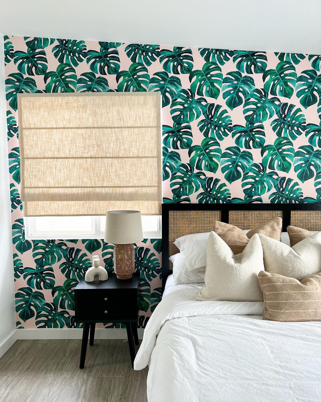 thumbnail video image 2 of TWOPAGES Polyester Linen Light Filtering Cordless Roman Shade Blinds for kids room, 1 Piece, 31Wx64L, Beige White, 2 of 8